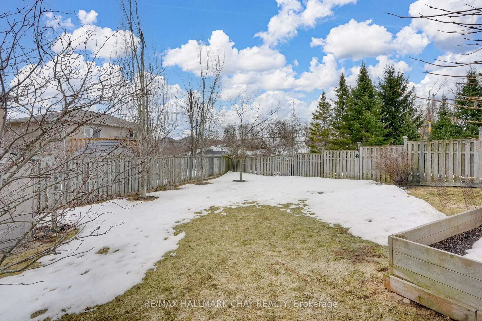 Photo 24 of 127 Trevino Circle, Barrie, East Bayfield — HOMEH