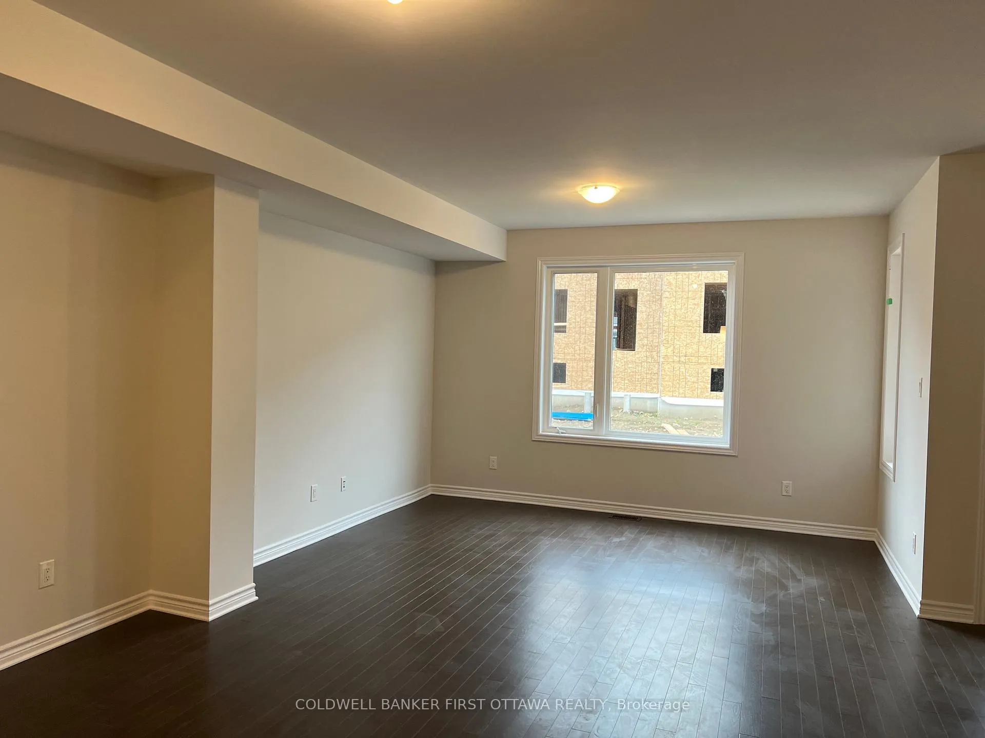 Photo 5 of 17 Atop Lane, Ottawa, Blossom Park/Kemp Park/Findlay Creek — HOMEH