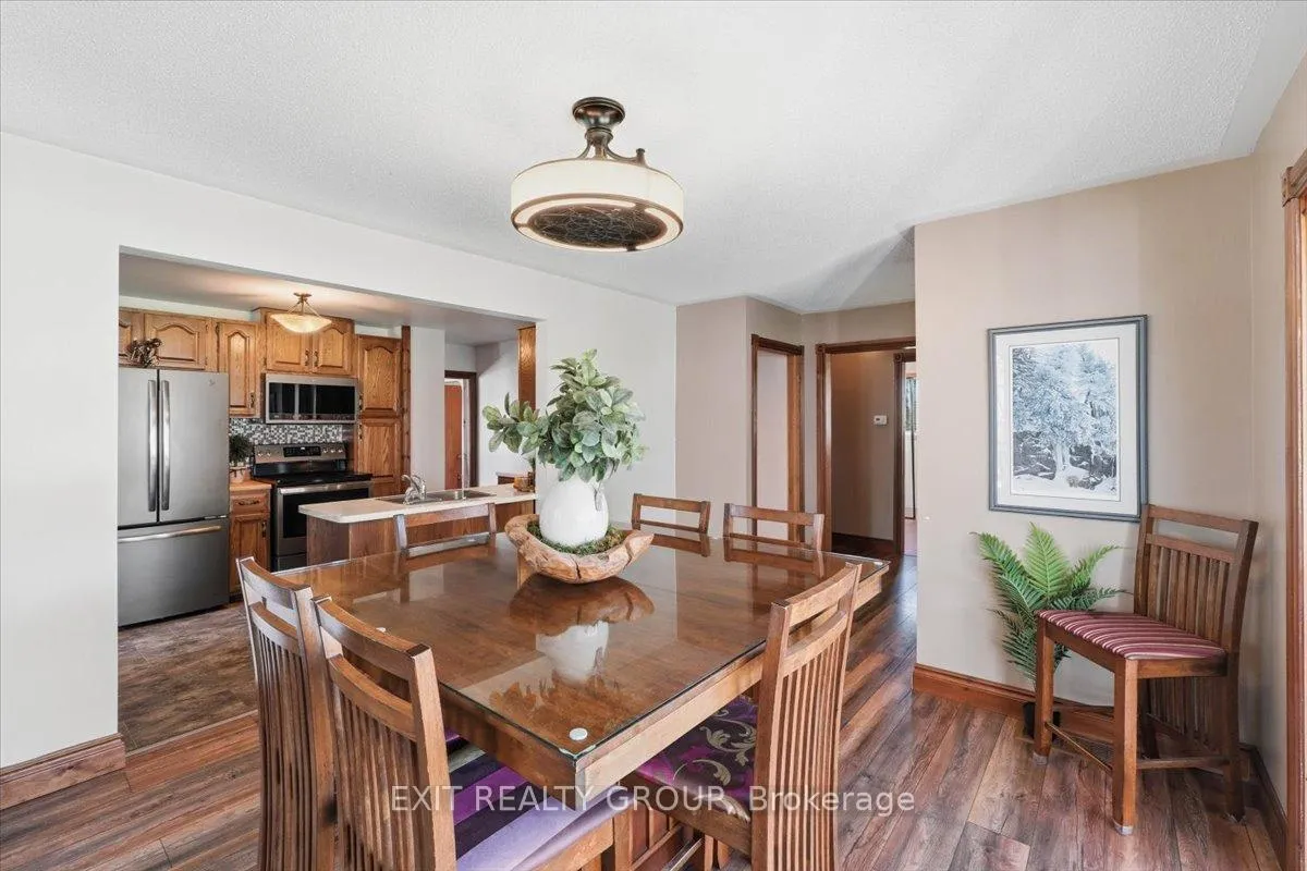 Photo 9 of 188 Riverside Parkway, Quinte West, Sidney Ward — HOMEH