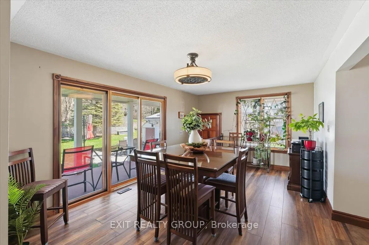 Photo 10 of 188 Riverside Parkway, Quinte West, Sidney Ward — HOMEH