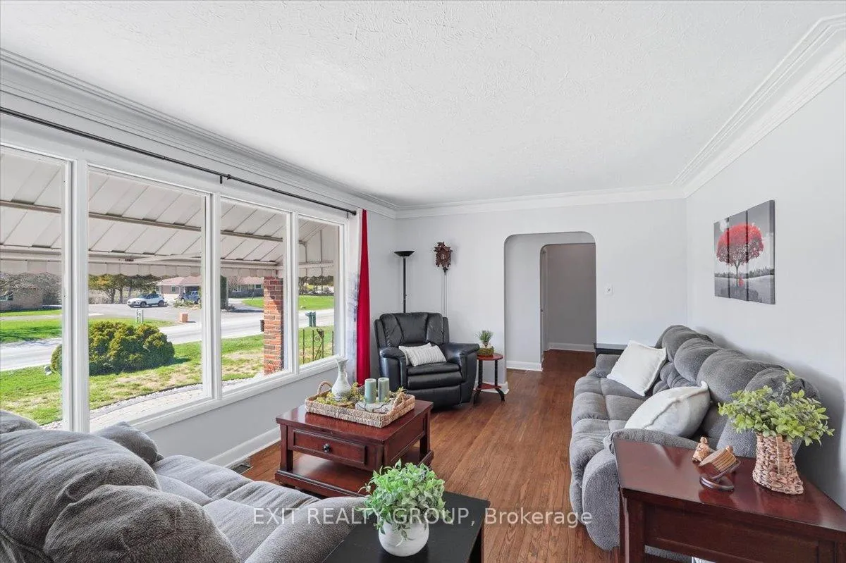 Photo 11 of 188 Riverside Parkway, Quinte West, Sidney Ward — HOMEH