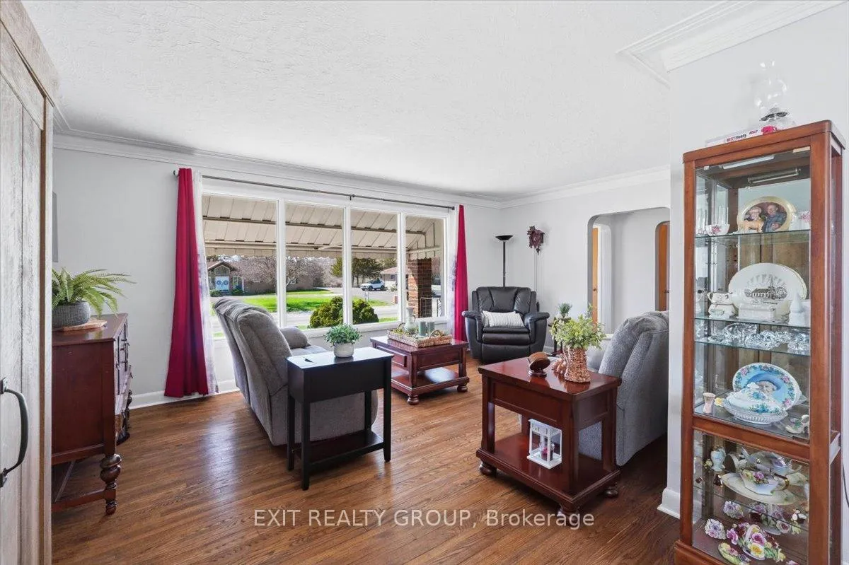 Photo 13 of 188 Riverside Parkway, Quinte West, Sidney Ward — HOMEH