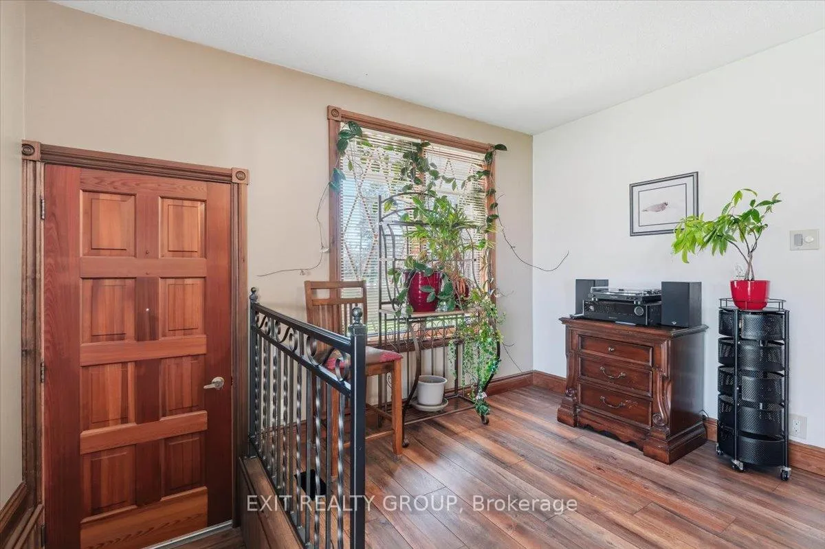 Photo 16 of 188 Riverside Parkway, Quinte West, Sidney Ward — HOMEH