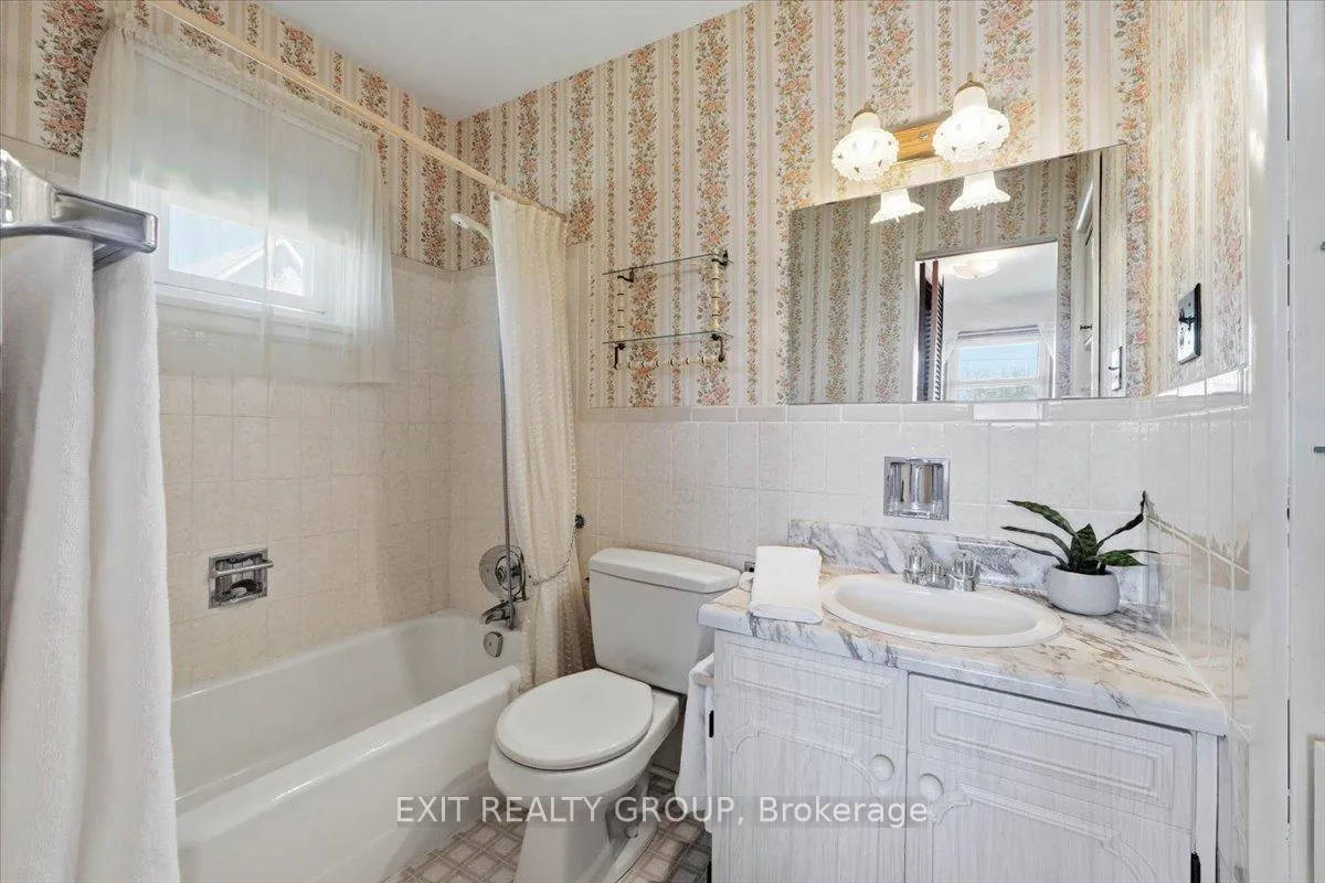 Photo 20 of 188 Riverside Parkway, Quinte West, Sidney Ward — HOMEH