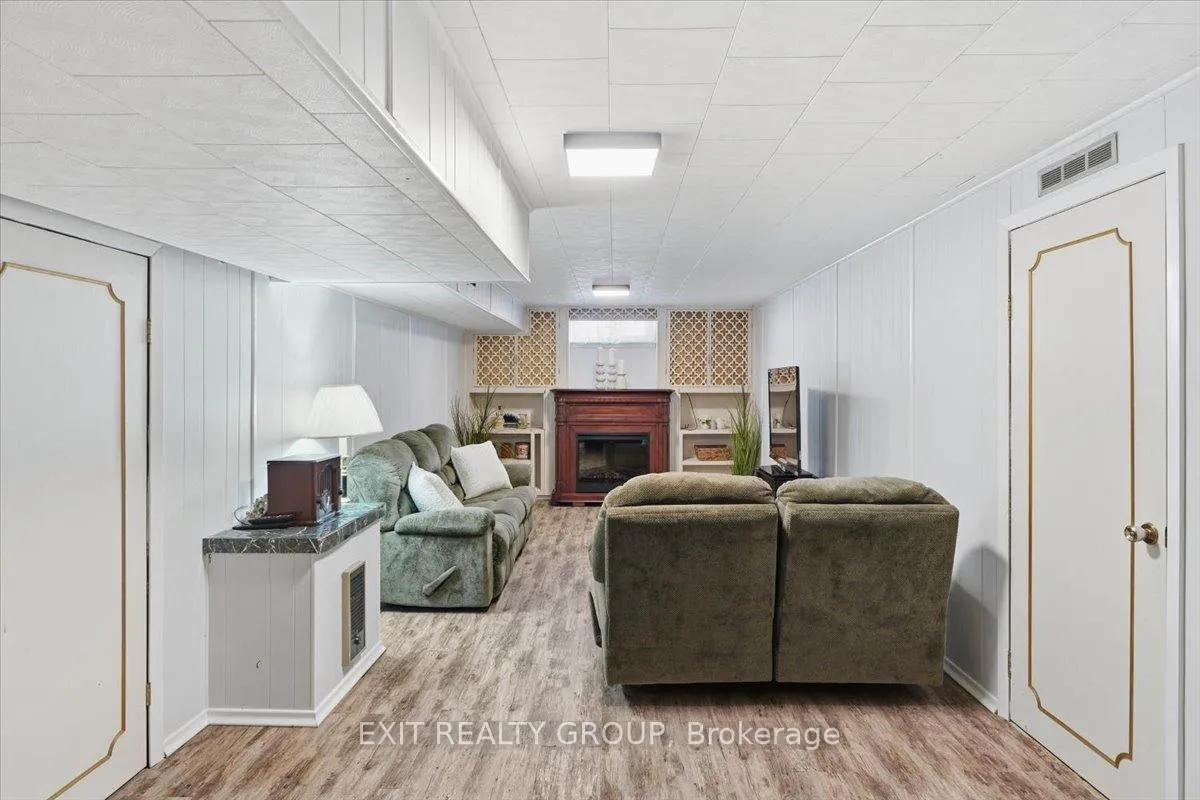 Photo 26 of 188 Riverside Parkway, Quinte West, Sidney Ward — HOMEH