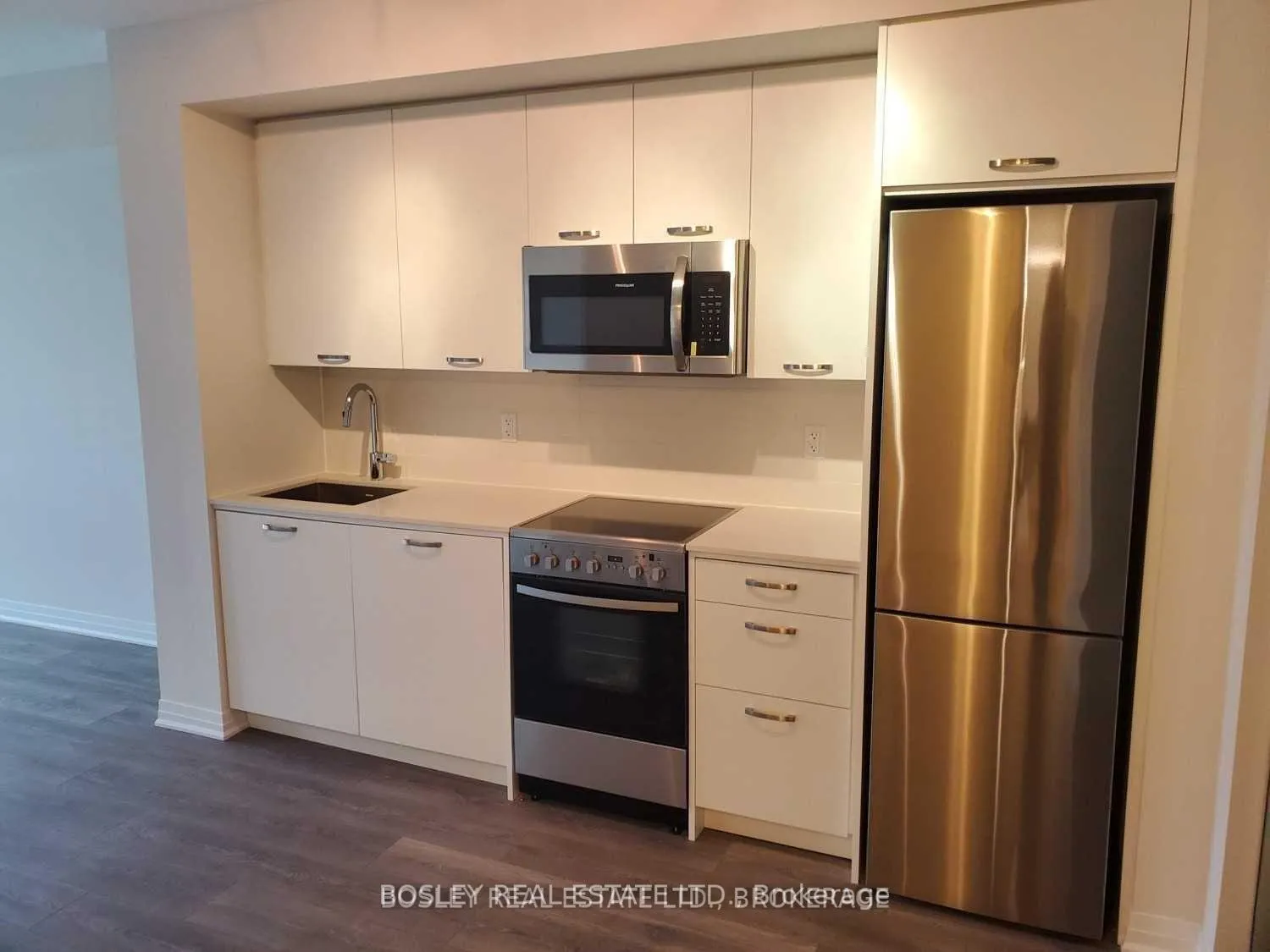 Photo 4 of Unit #202, 2301 Danforth Avenue, Toronto, East End-Danforth — HOMEH