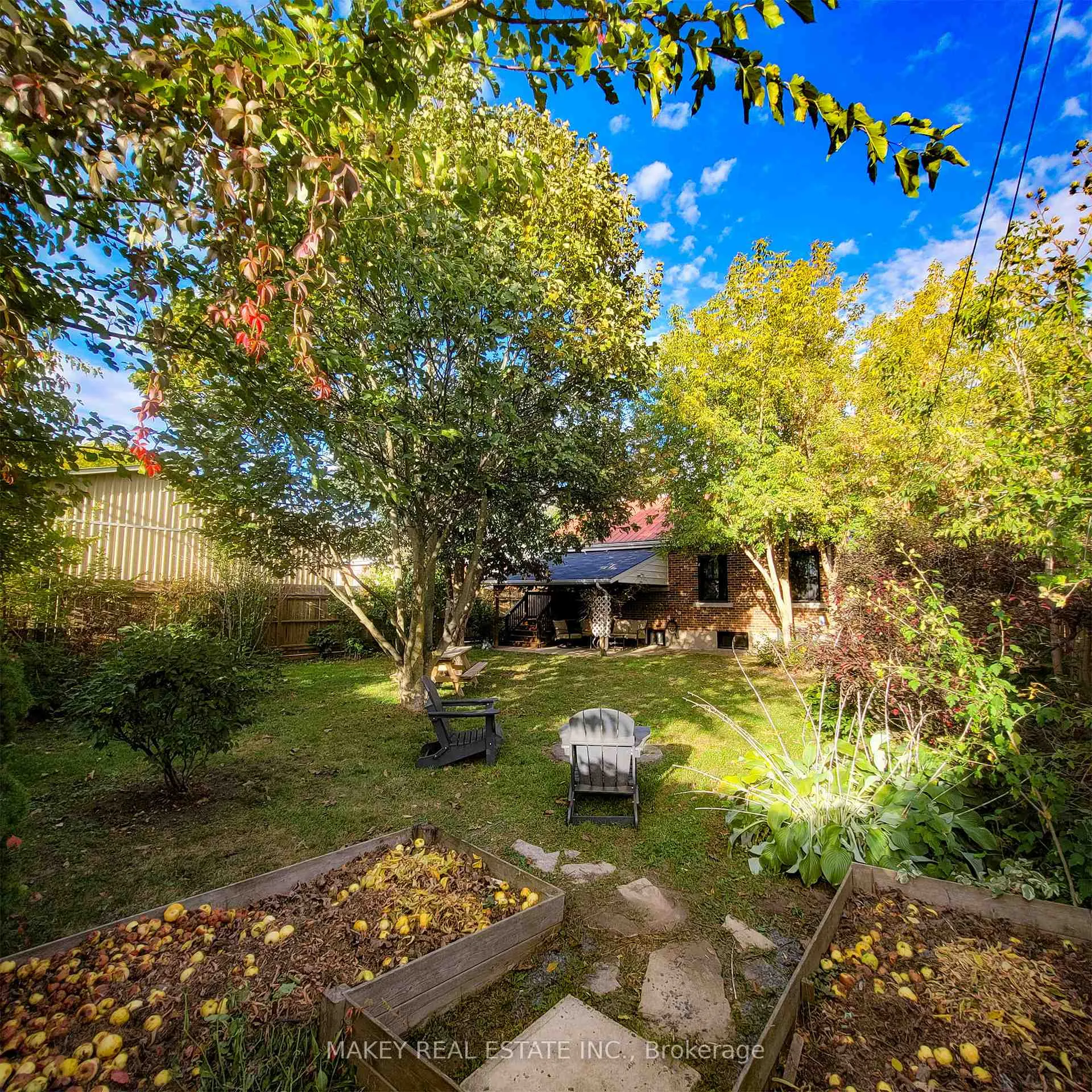 Photo 30 of 34 Christopher Drive, Cambridge — HOMEH