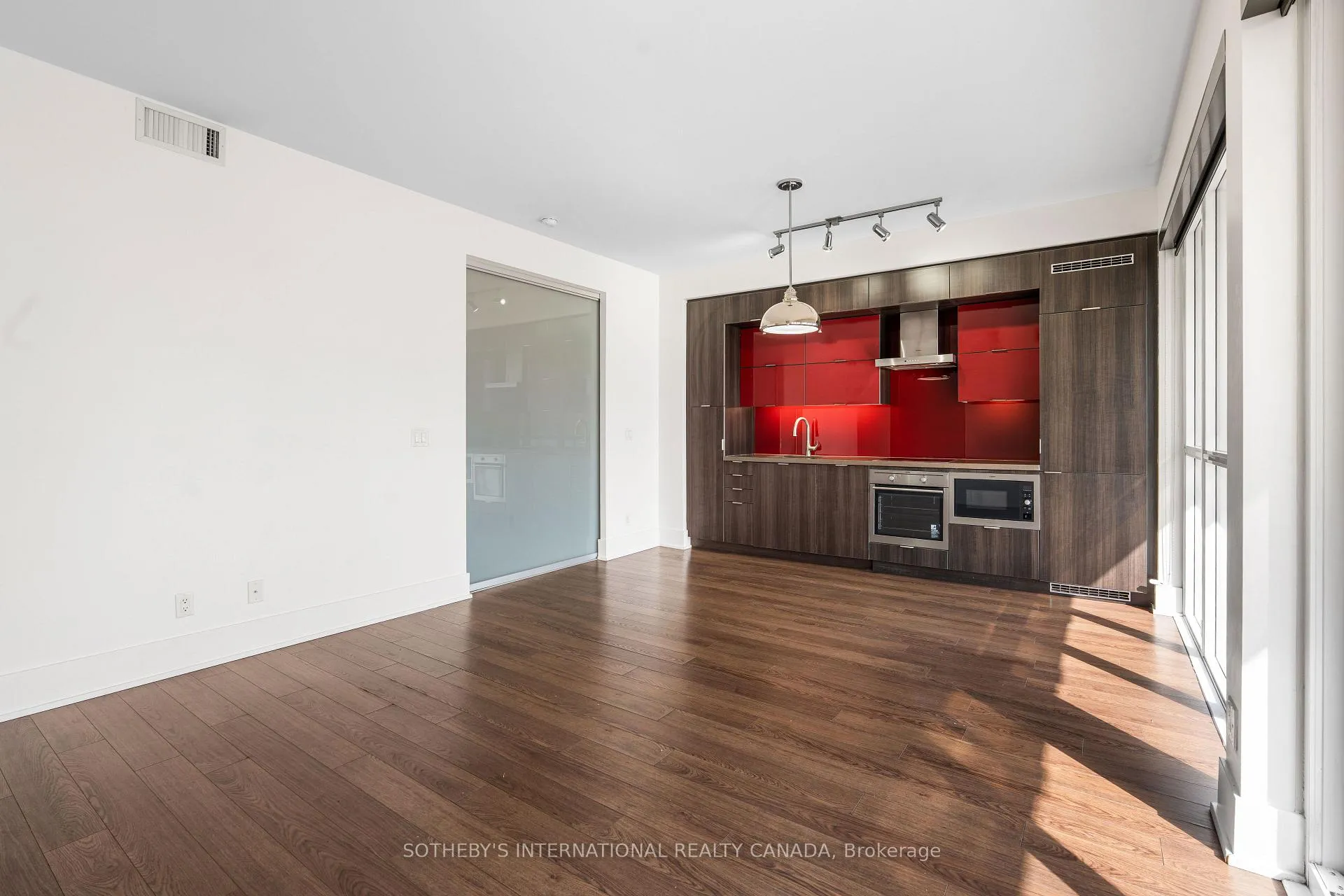 Photo 7 of Unit 2409, 300 Front Street W, Toronto, Waterfront Communities — HOMEH