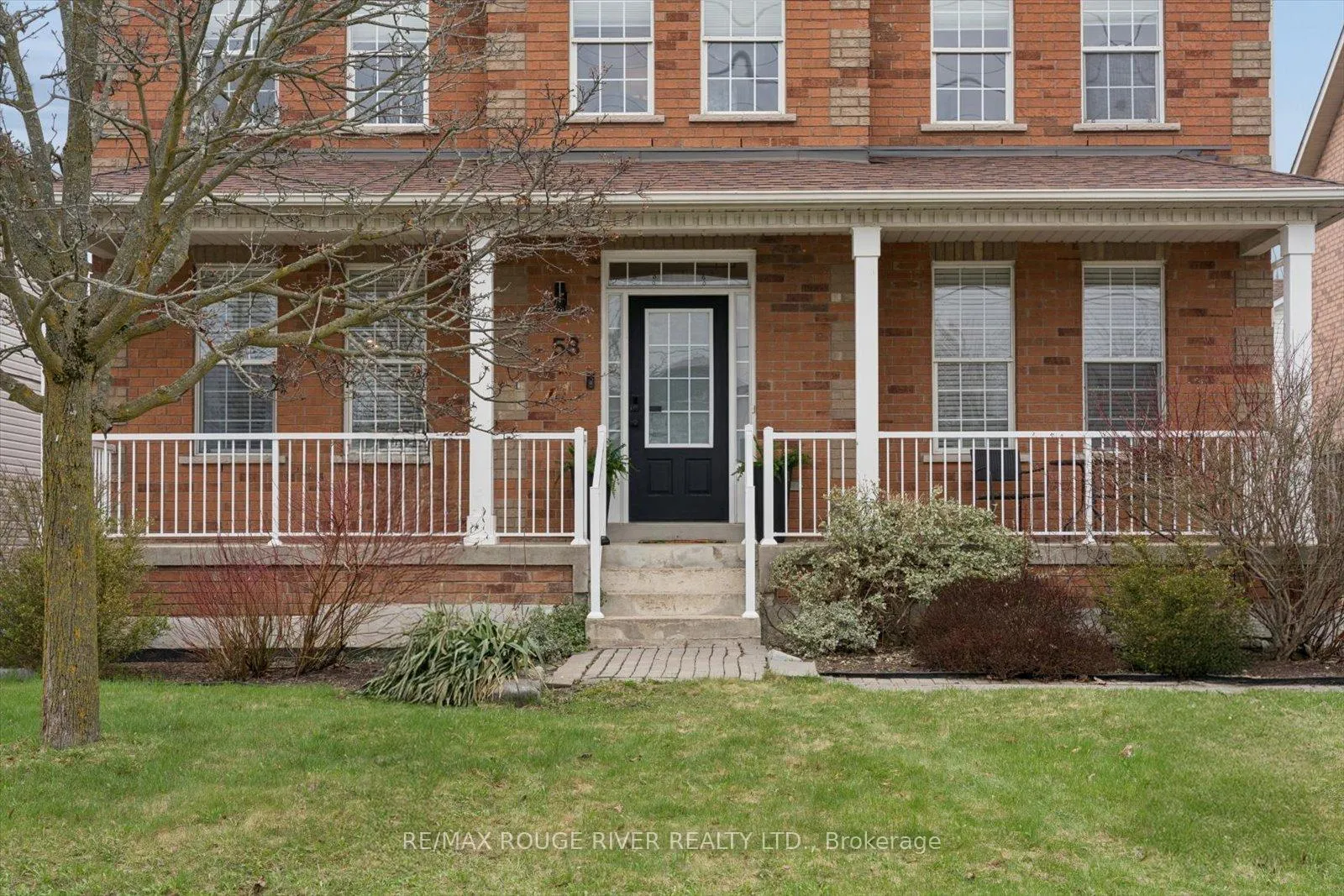 Photo 3 of 58 Knox Crescent, Whitby, Brooklin — HOMEH