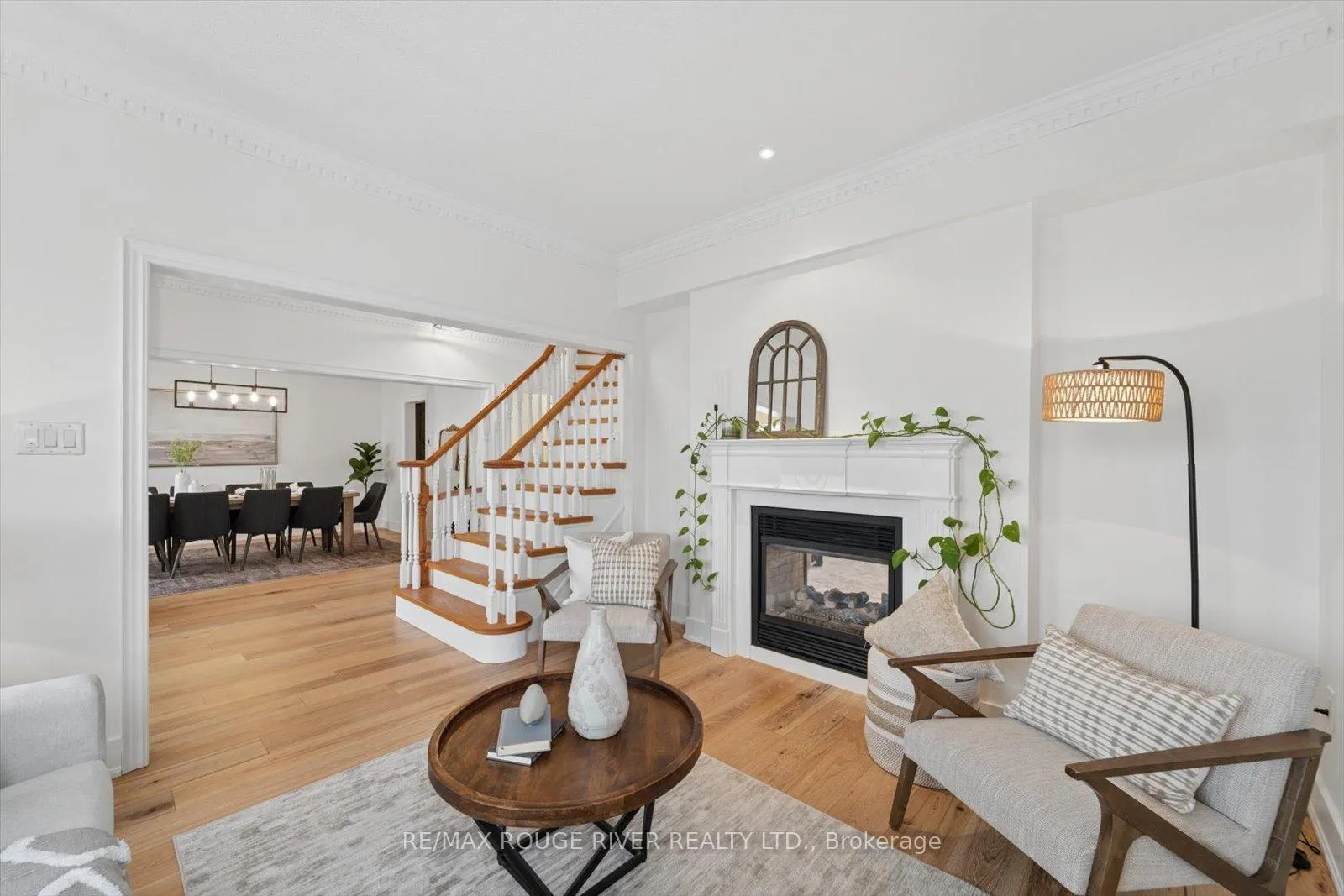 Photo 9 of 58 Knox Crescent, Whitby, Brooklin — HOMEH