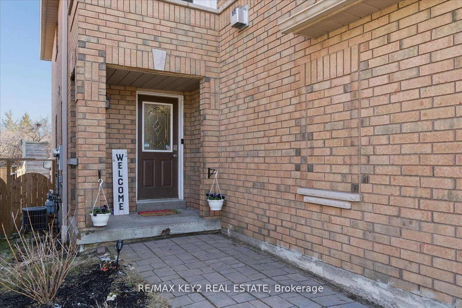 Photo 2 of 1652 Autumn Crescent, Pickering, Amberlea — HOMEH