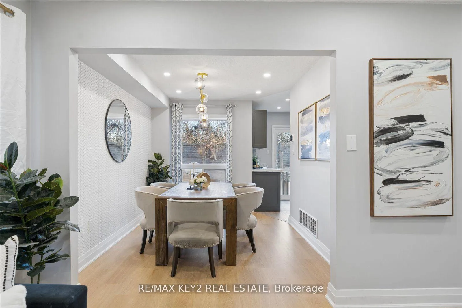 Photo 9 of 1652 Autumn Crescent, Pickering, Amberlea — HOMEH