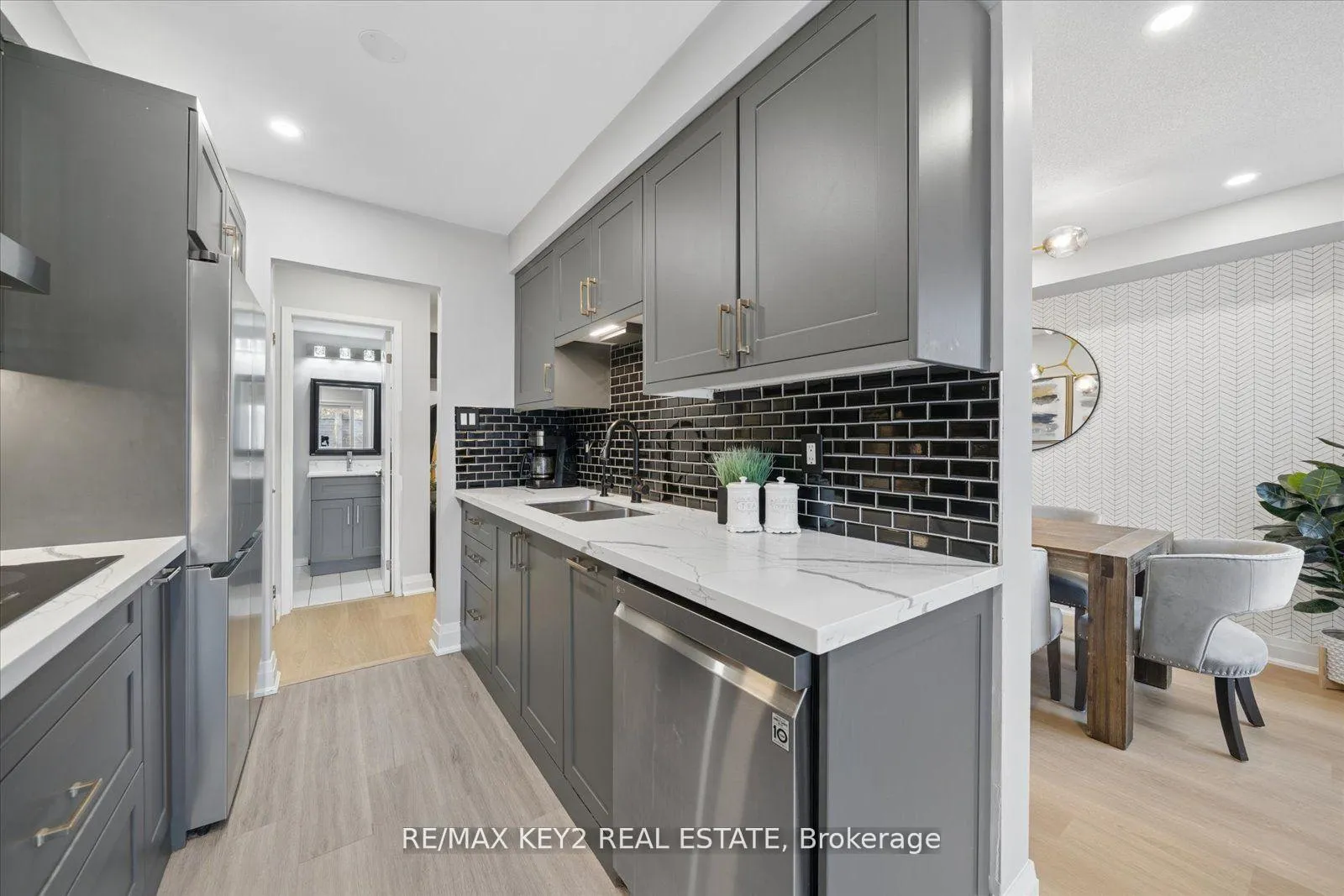 Photo 16 of 1652 Autumn Crescent, Pickering, Amberlea — HOMEH