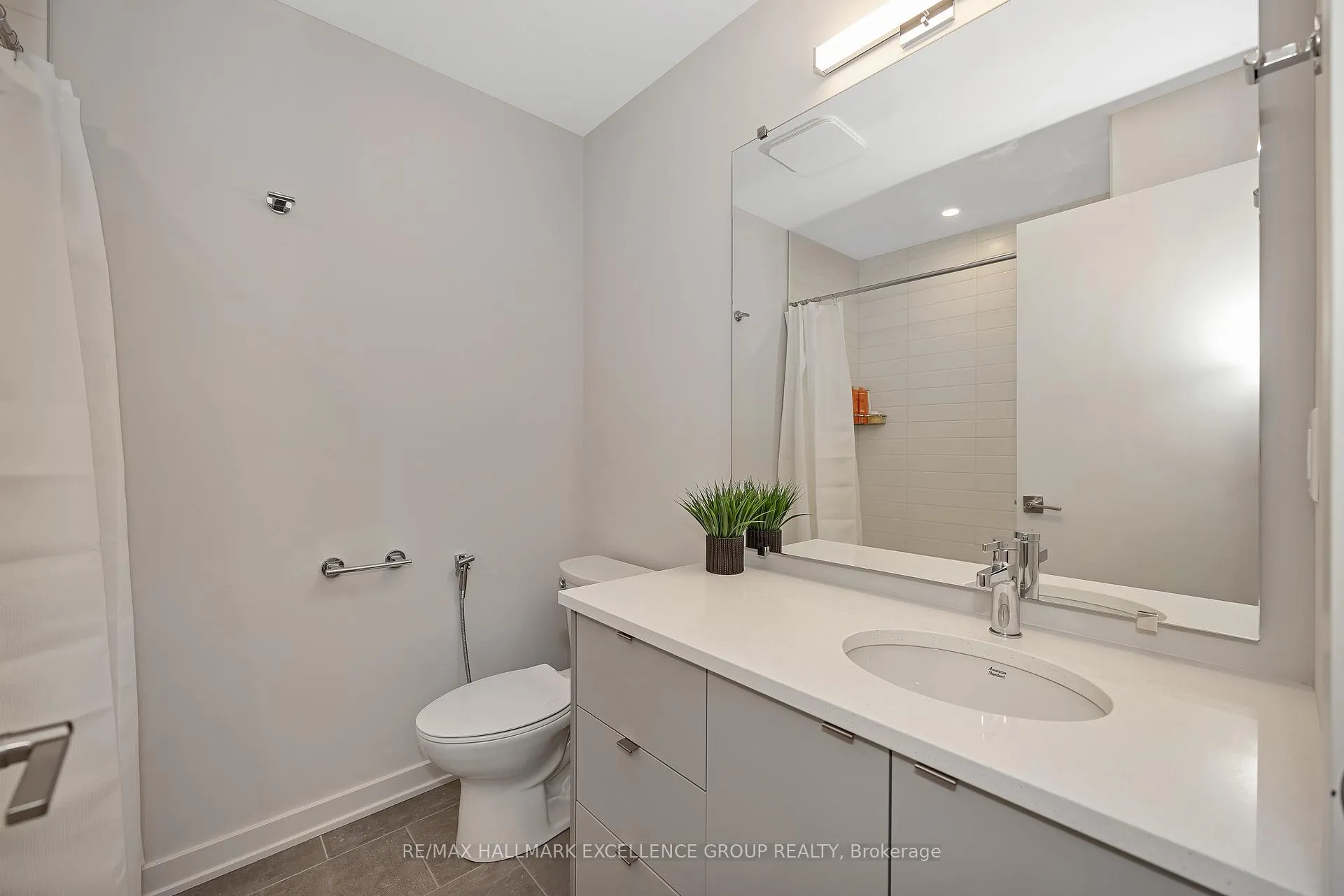 Photo 29 of 677 Honeydew Street, Ottawa, Riverside South/Gloucester Glen — HOMEH