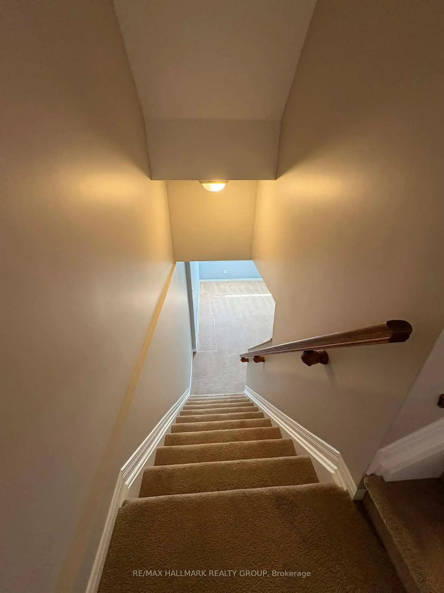 Photo 35 of 756 Nakina Way, Ottawa, Riverside South/Gloucester Glen — HOMEH