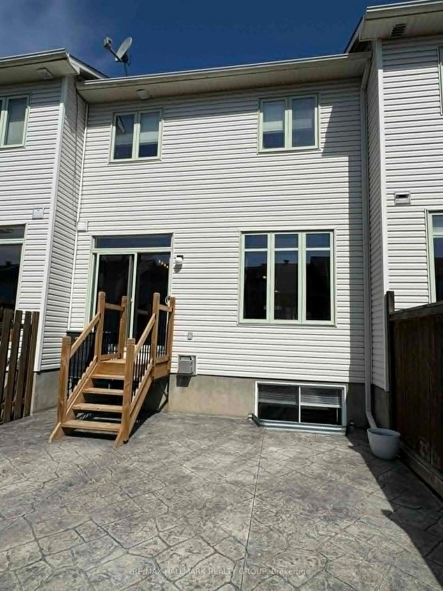 Photo 43 of 756 Nakina Way, Ottawa, Riverside South/Gloucester Glen — HOMEH