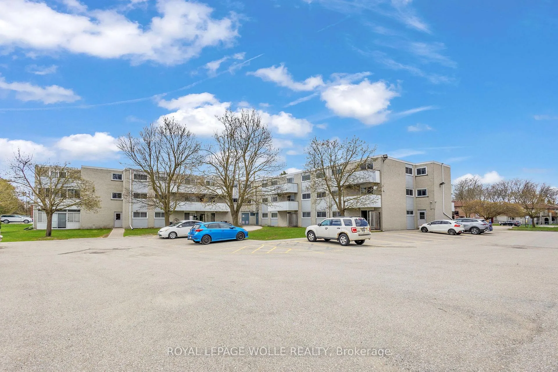 Photo 29 of Unit 107, 80 Breckenridge Drive, Kitchener — HOMEH