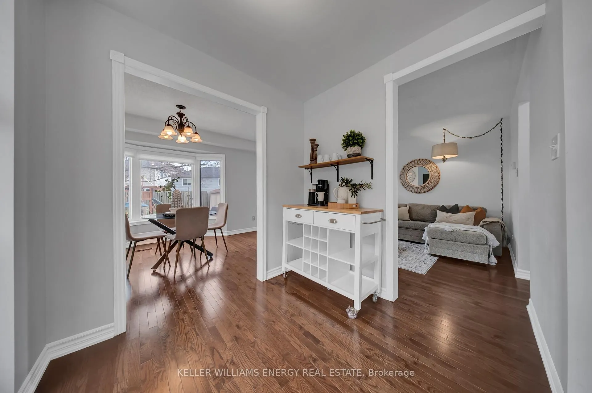 Photo 21 of 39 Longwood Court, Clarington, Courtice — HOMEH