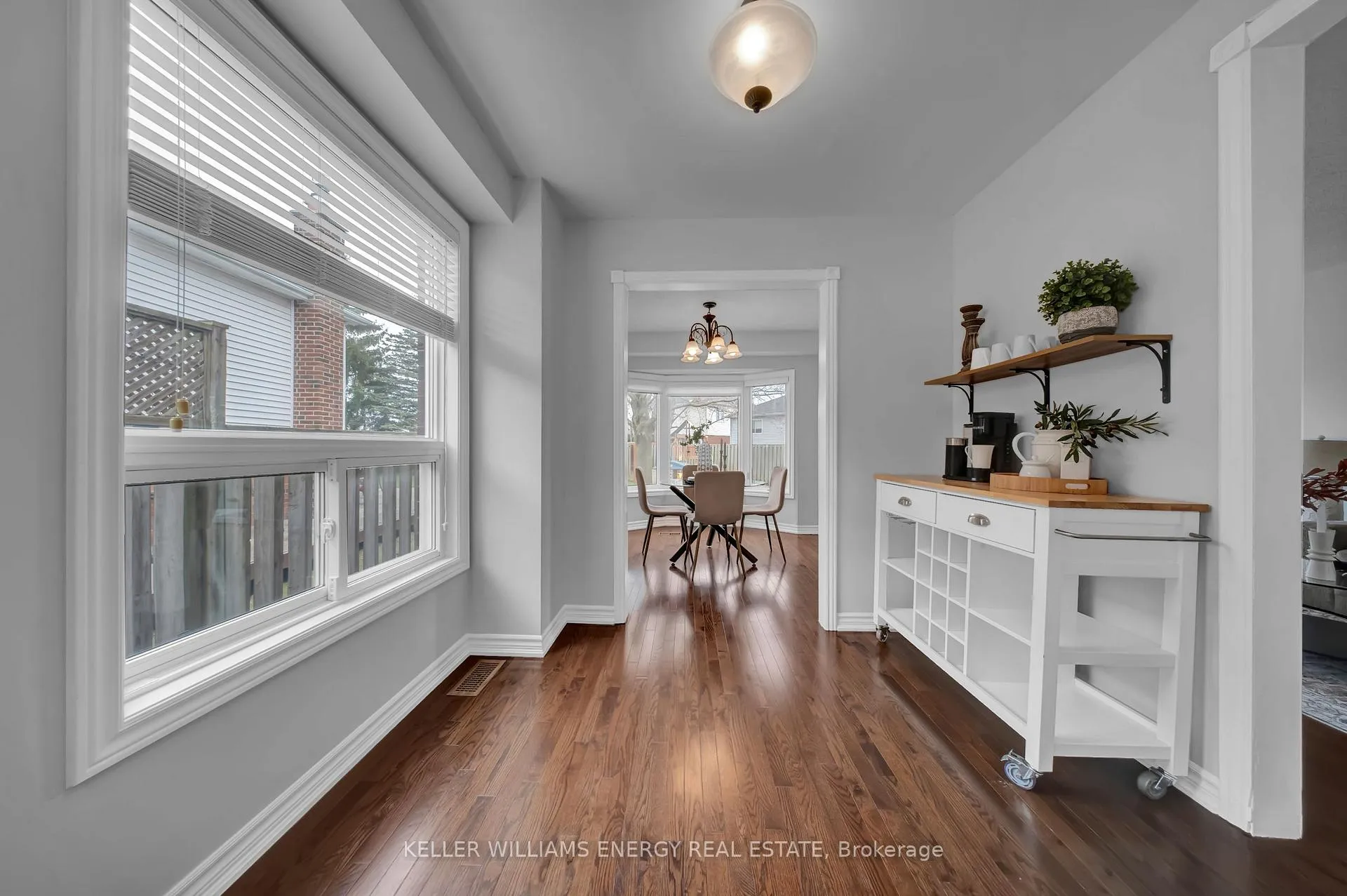 Photo 22 of 39 Longwood Court, Clarington, Courtice — HOMEH