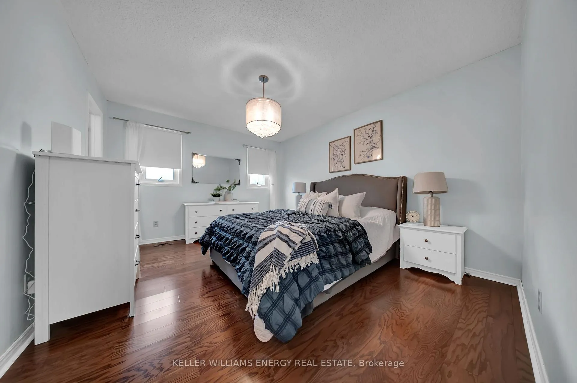 Photo 27 of 39 Longwood Court, Clarington, Courtice — HOMEH