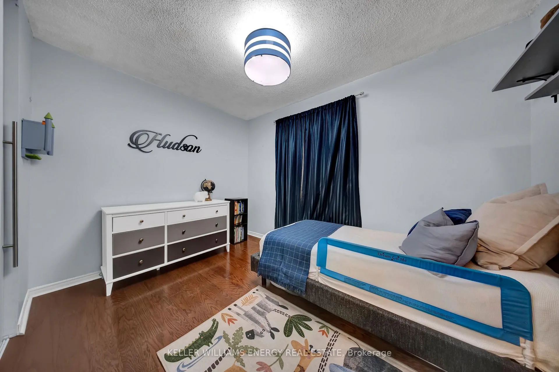 Photo 35 of 39 Longwood Court, Clarington, Courtice — HOMEH