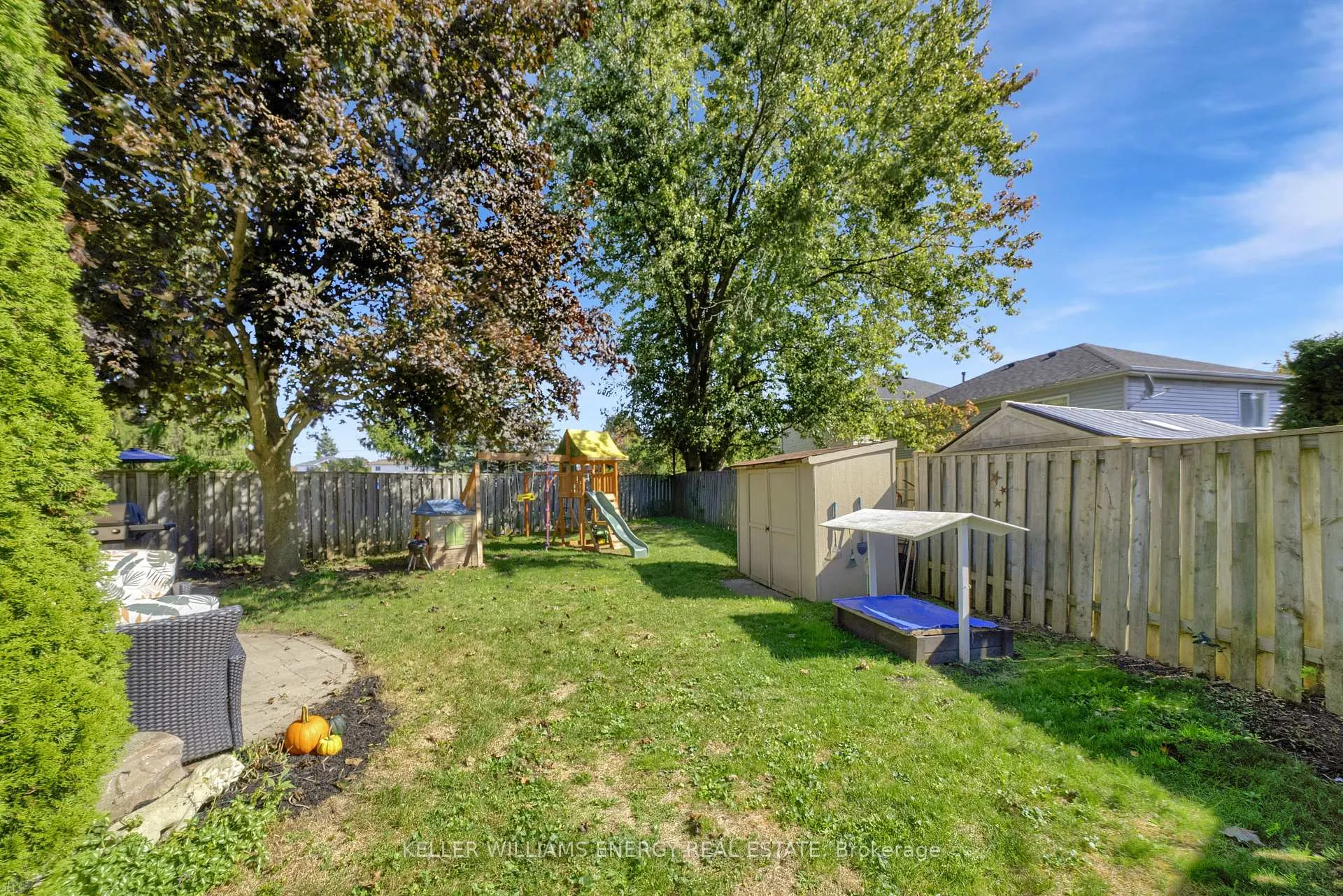Photo 44 of 39 Longwood Court, Clarington, Courtice — HOMEH