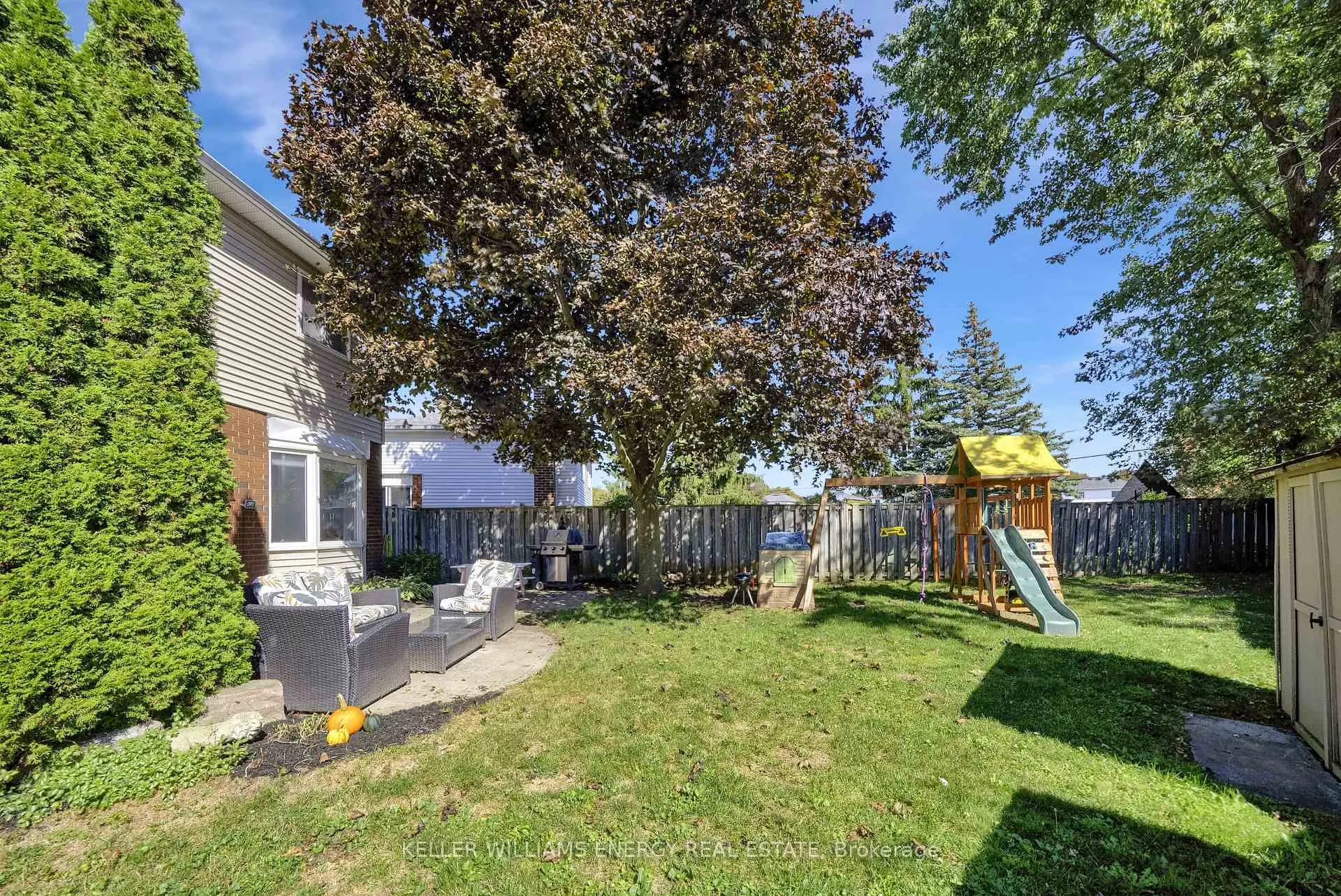 Photo 45 of 39 Longwood Court, Clarington, Courtice — HOMEH