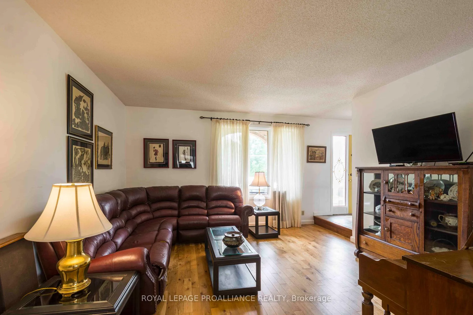 Photo 6 of 12 Montrose Road, Quinte West, Sidney Ward — HOMEH