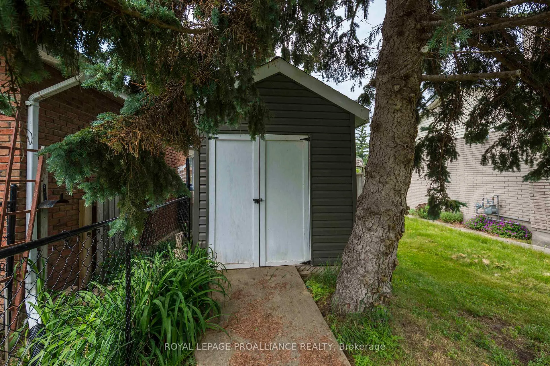 Photo 28 of 12 Montrose Road, Quinte West, Sidney Ward — HOMEH