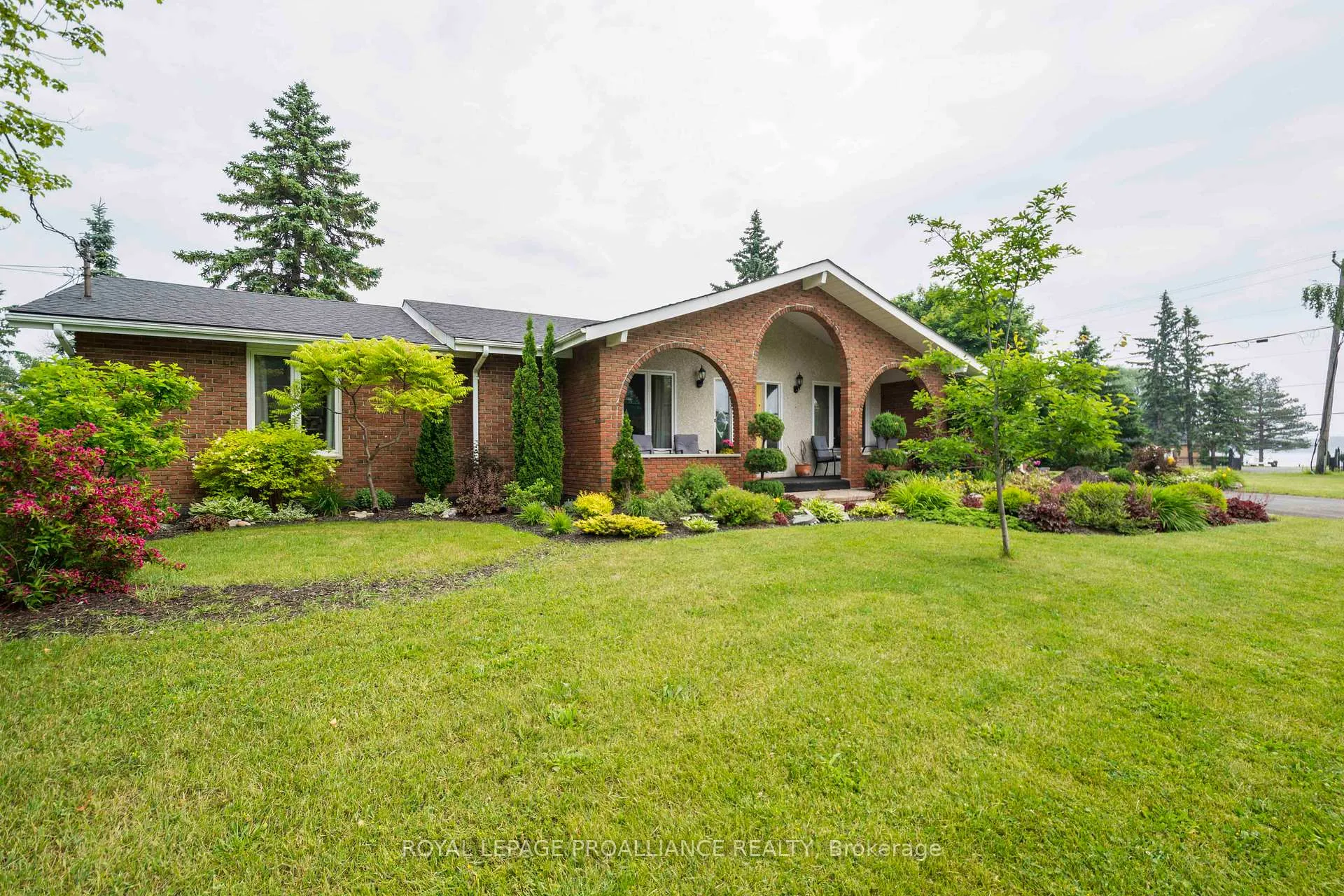 Photo 29 of 12 Montrose Road, Quinte West, Sidney Ward — HOMEH