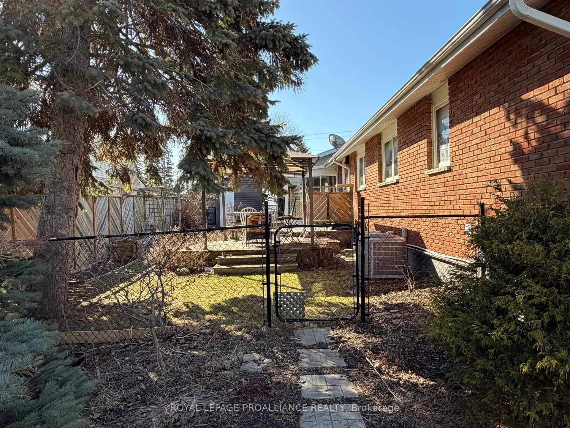 Photo 34 of 12 Montrose Road, Quinte West, Sidney Ward — HOMEH