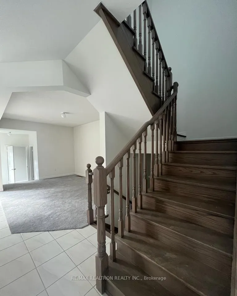 Photo 9 of Unit Main, 16 Thelma Drive, Whitby, Rural Whitby — HOMEH