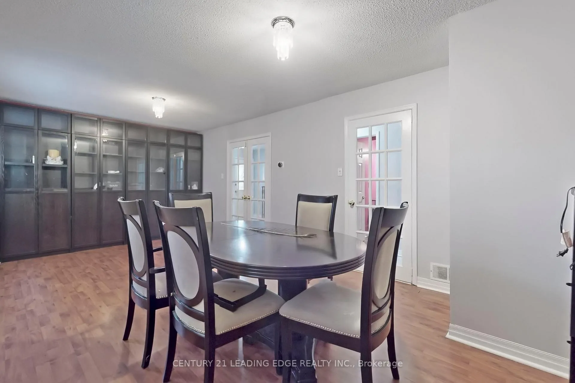 Photo 7 of 91 Ketchum Crescent, Markham, Middlefield — HOMEH