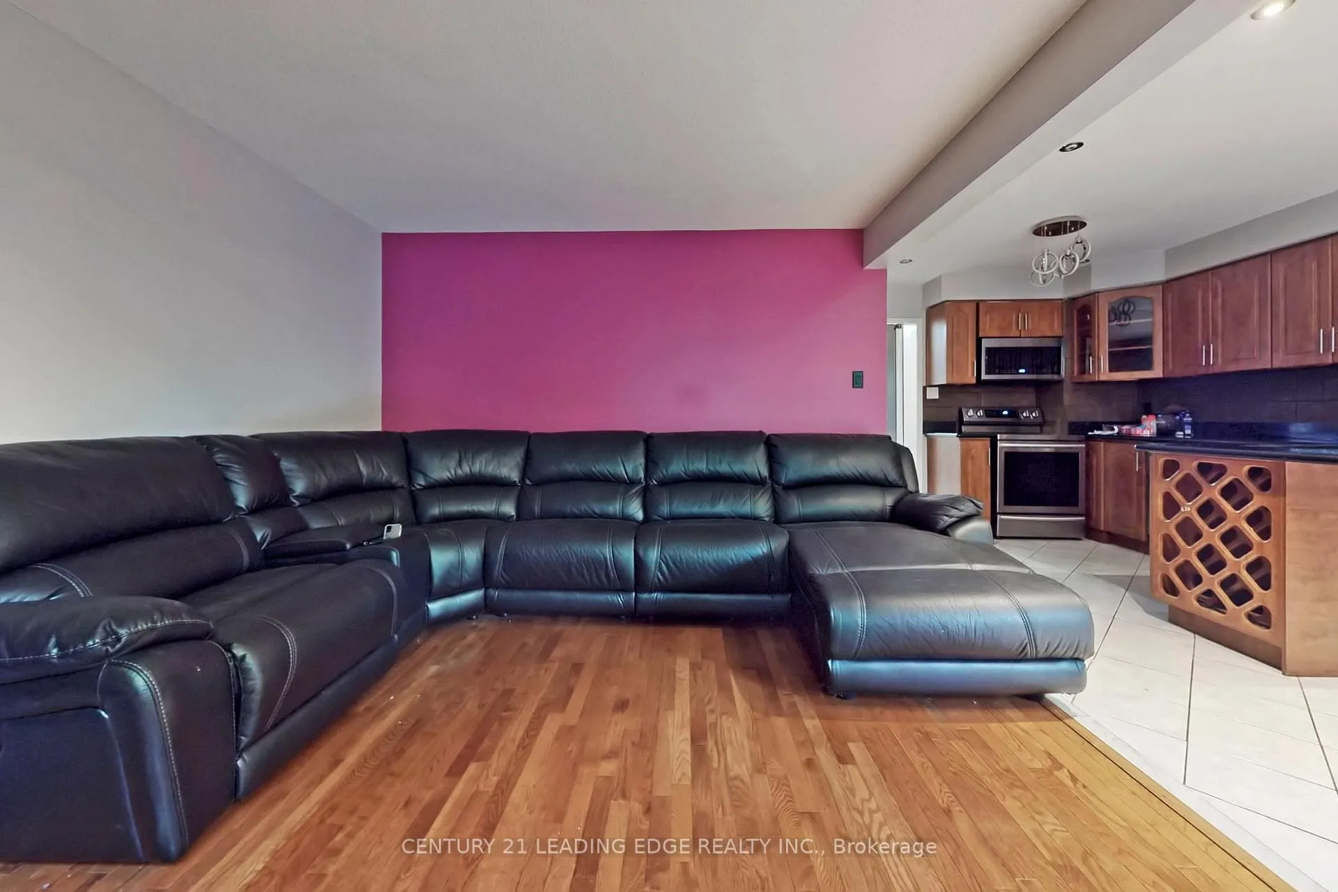 Photo 10 of 91 Ketchum Crescent, Markham, Middlefield — HOMEH