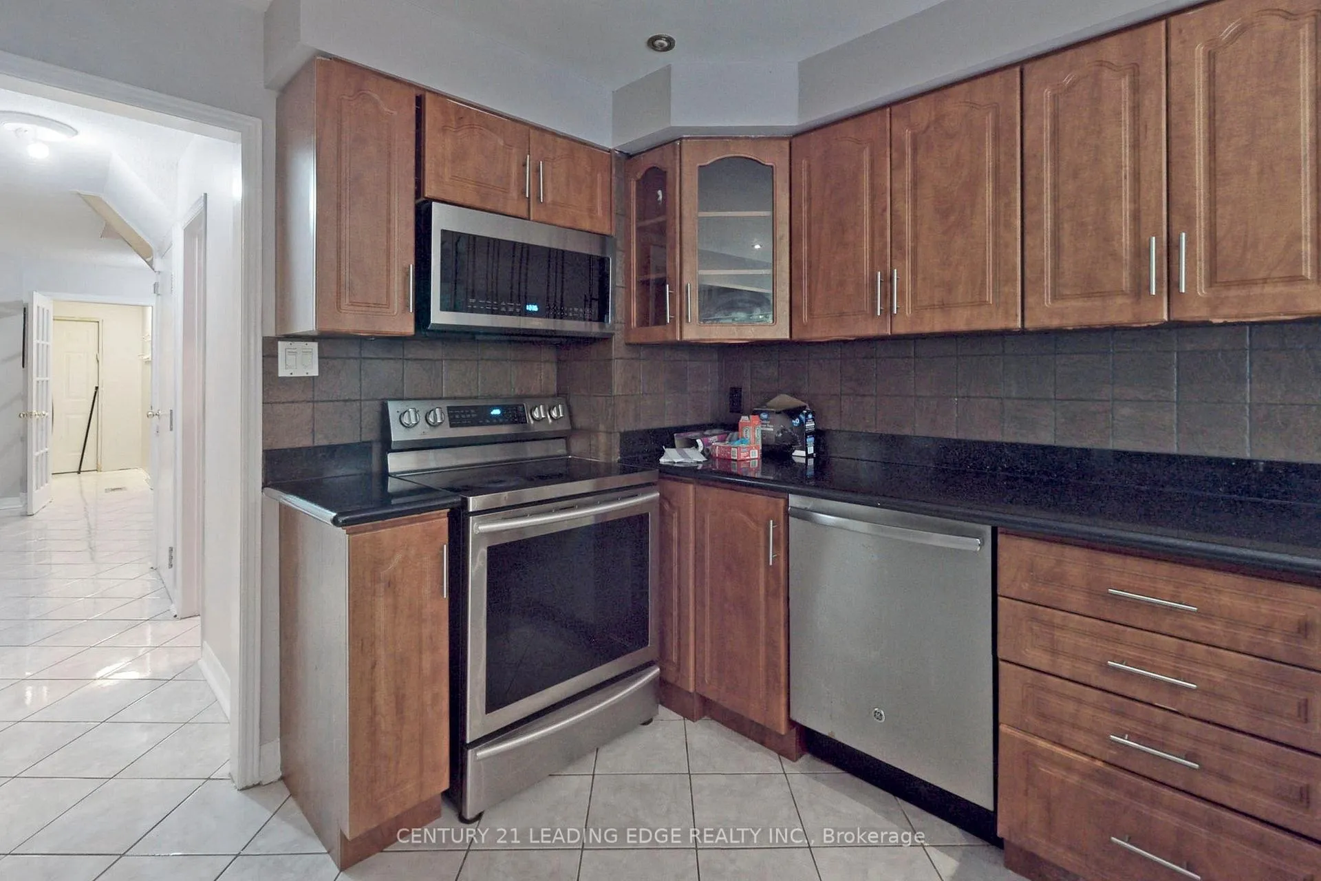 Photo 14 of 91 Ketchum Crescent, Markham, Middlefield — HOMEH