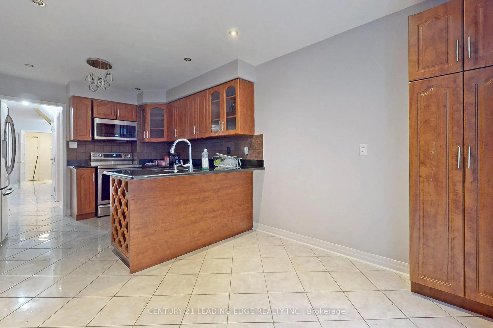 Photo 18 of 91 Ketchum Crescent, Markham, Middlefield — HOMEH