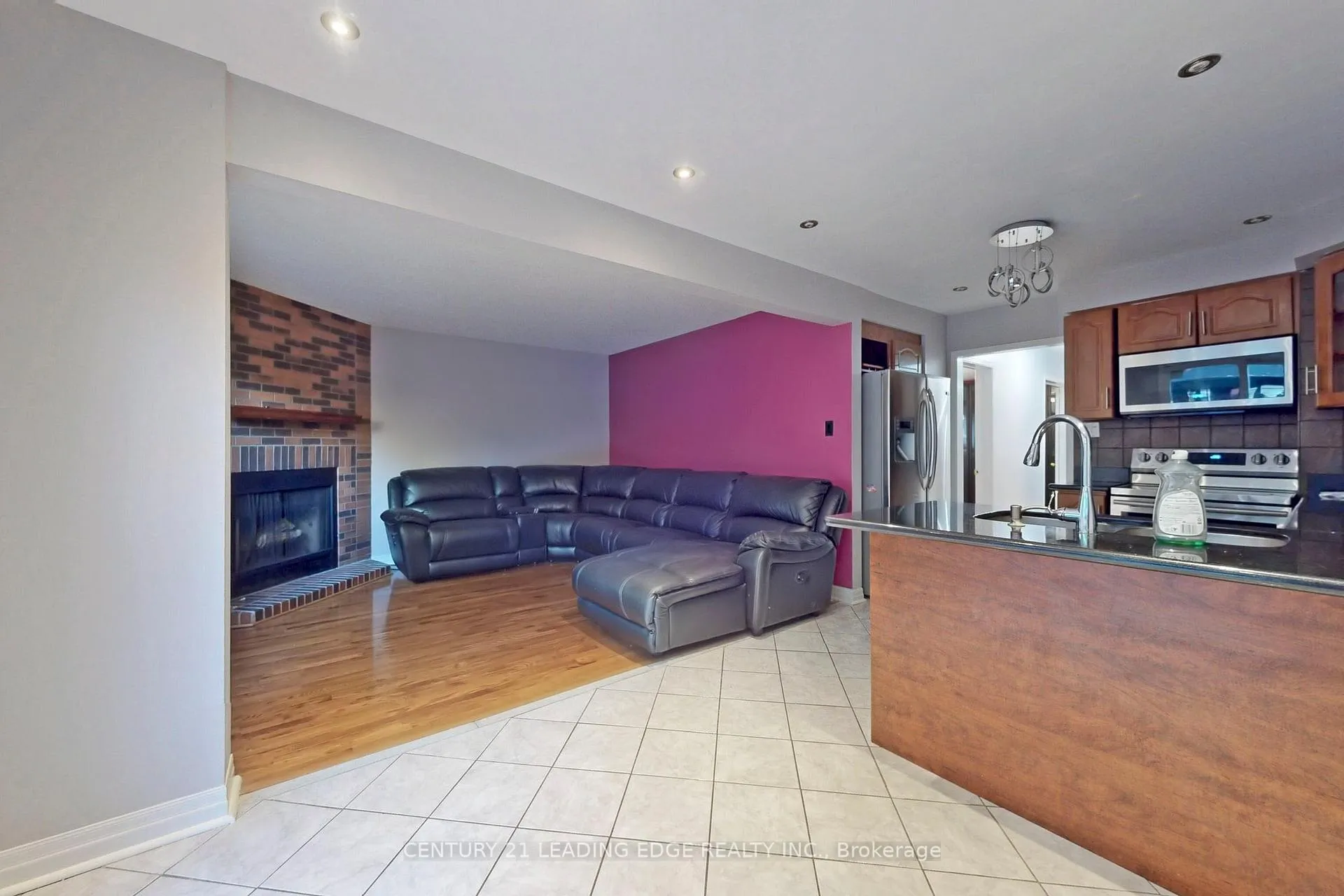 Photo 19 of 91 Ketchum Crescent, Markham, Middlefield — HOMEH