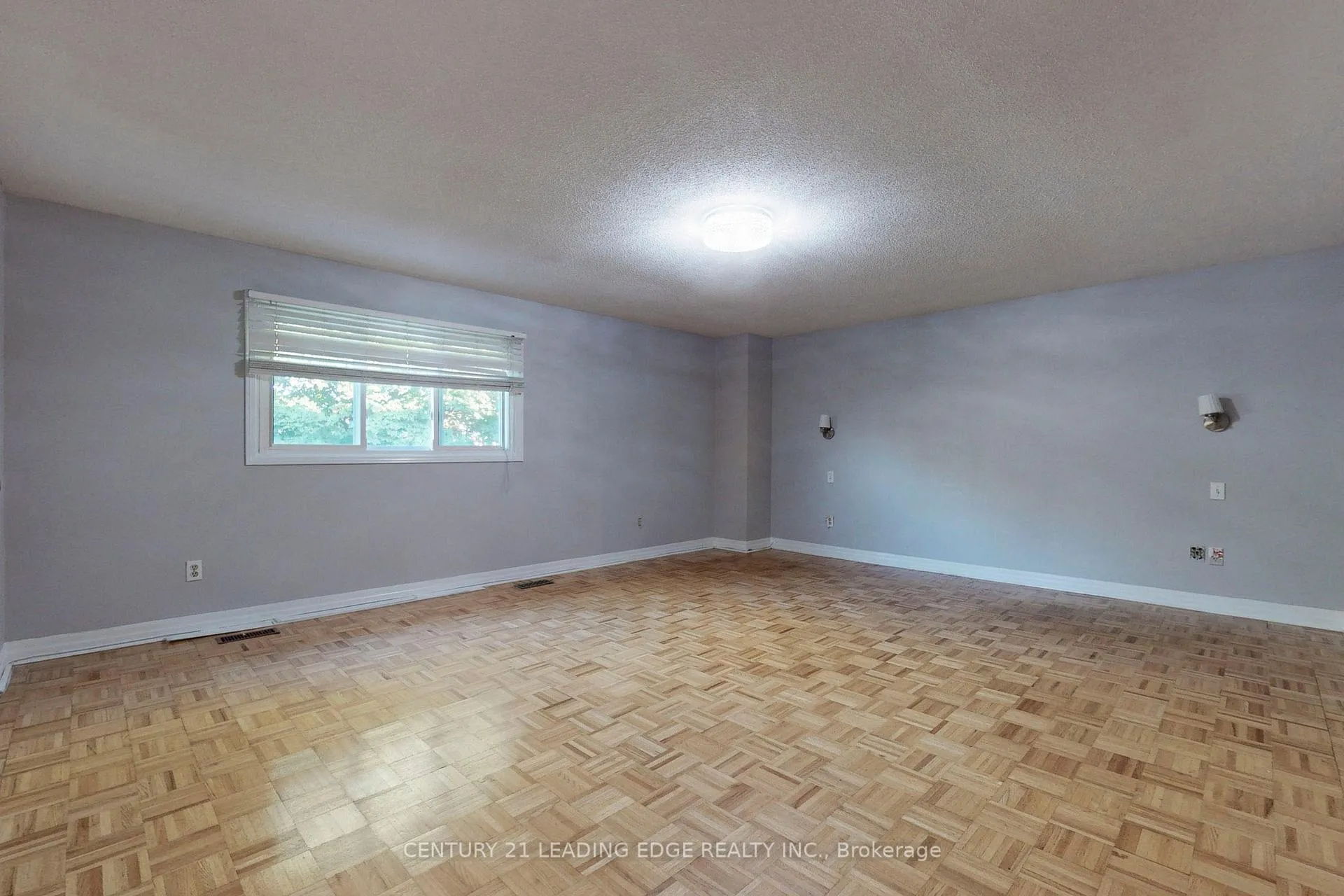 Photo 24 of 91 Ketchum Crescent, Markham, Middlefield — HOMEH