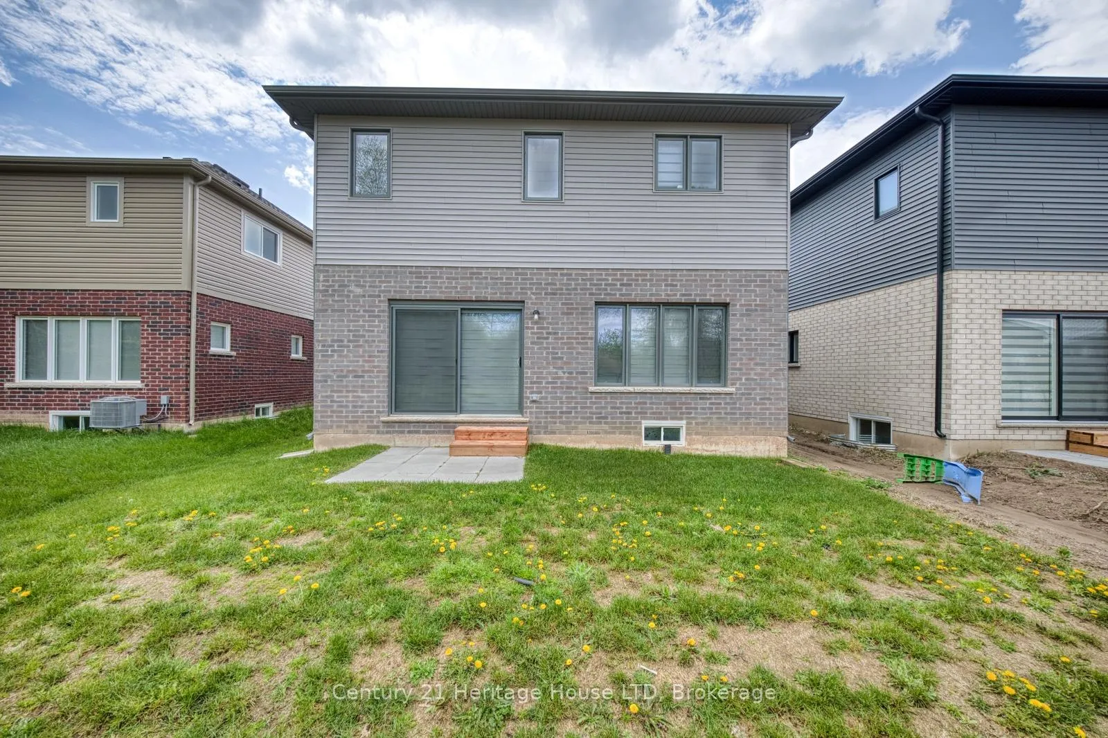 Photo 44 of 5 Wilson Drive, Thorold, Hurricane/Merrittville — HOMEH