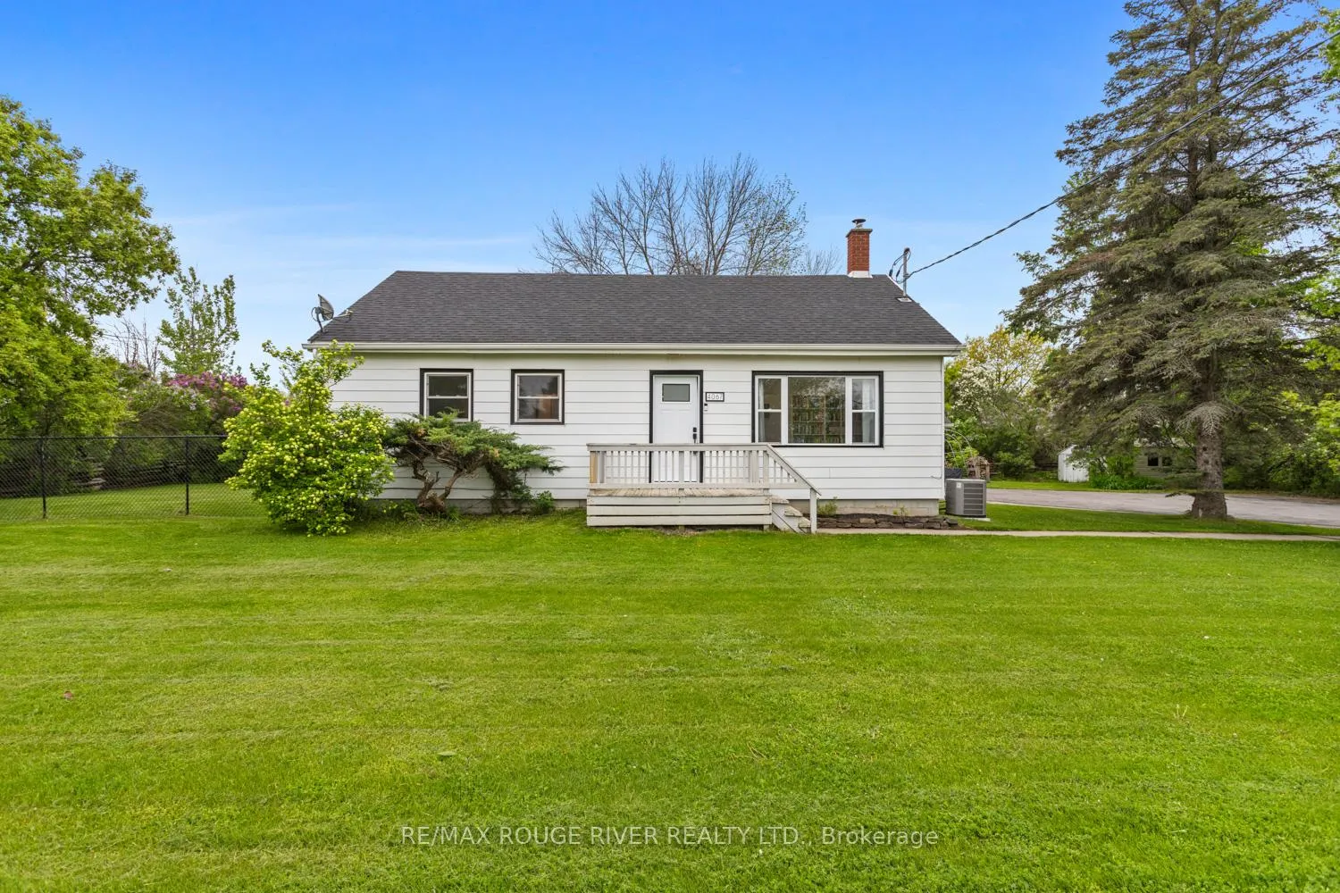 Photo 2 of 4067 Shannonville Road, Tyendinaga, Tyendinaga Township — HOMEH