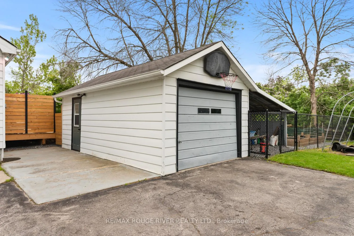 Photo 32 of 4067 Shannonville Road, Tyendinaga, Tyendinaga Township — HOMEH