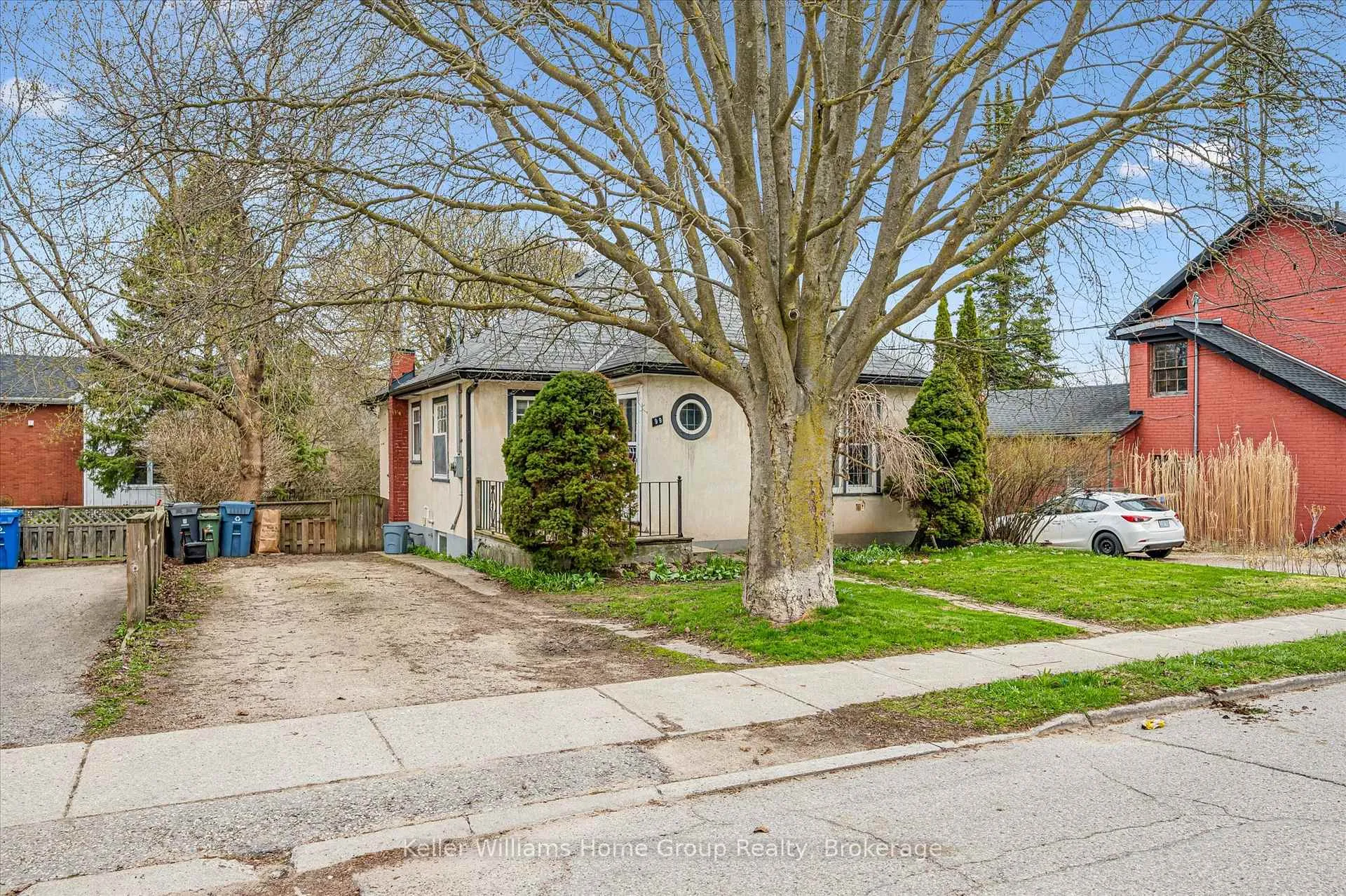 Photo 3 of 99 Dufferin Street, Guelph, Exhibition Park — HOMEH