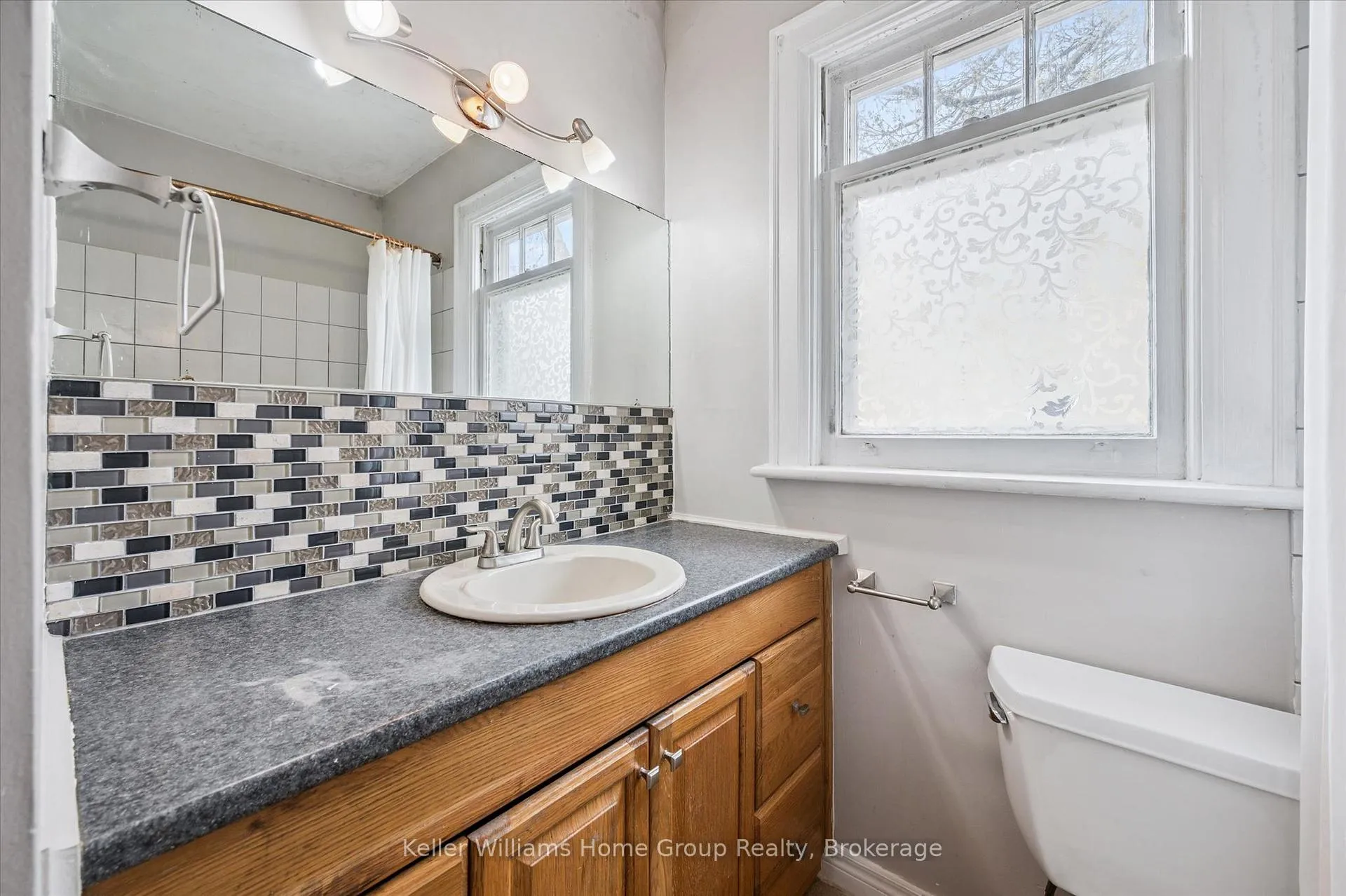 Photo 17 of 99 Dufferin Street, Guelph, Exhibition Park — HOMEH