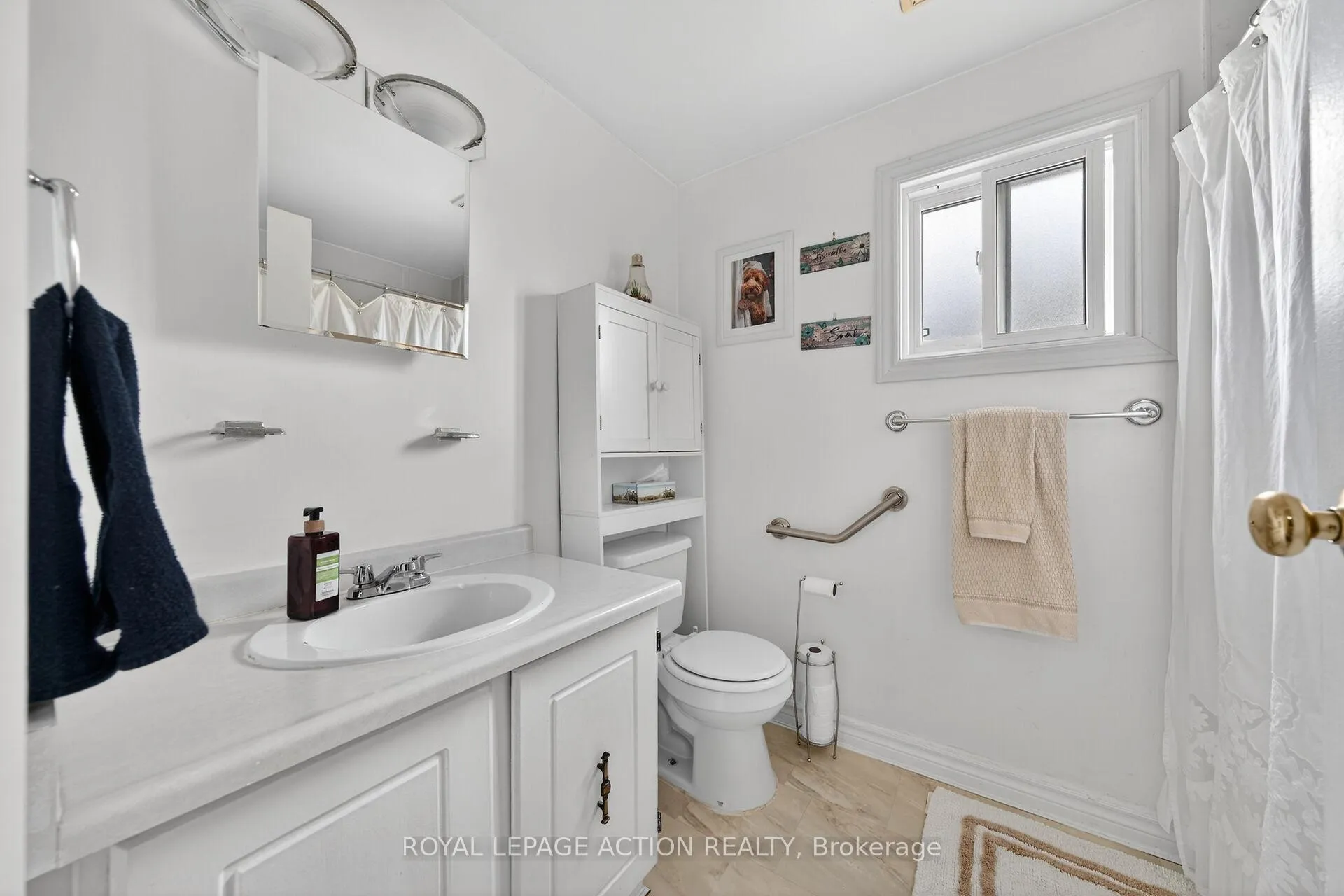 Photo 17 of 34 Enfield Crescent, Brantford — HOMEH