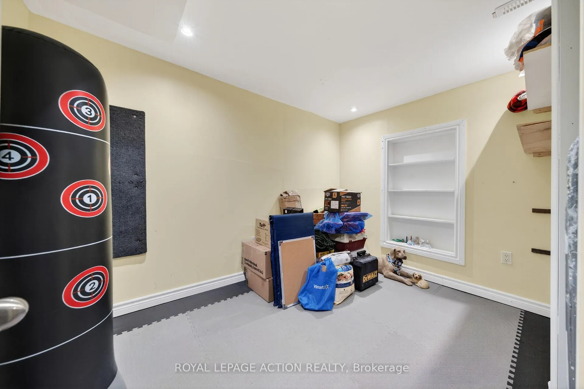 Photo 22 of 34 Enfield Crescent, Brantford — HOMEH