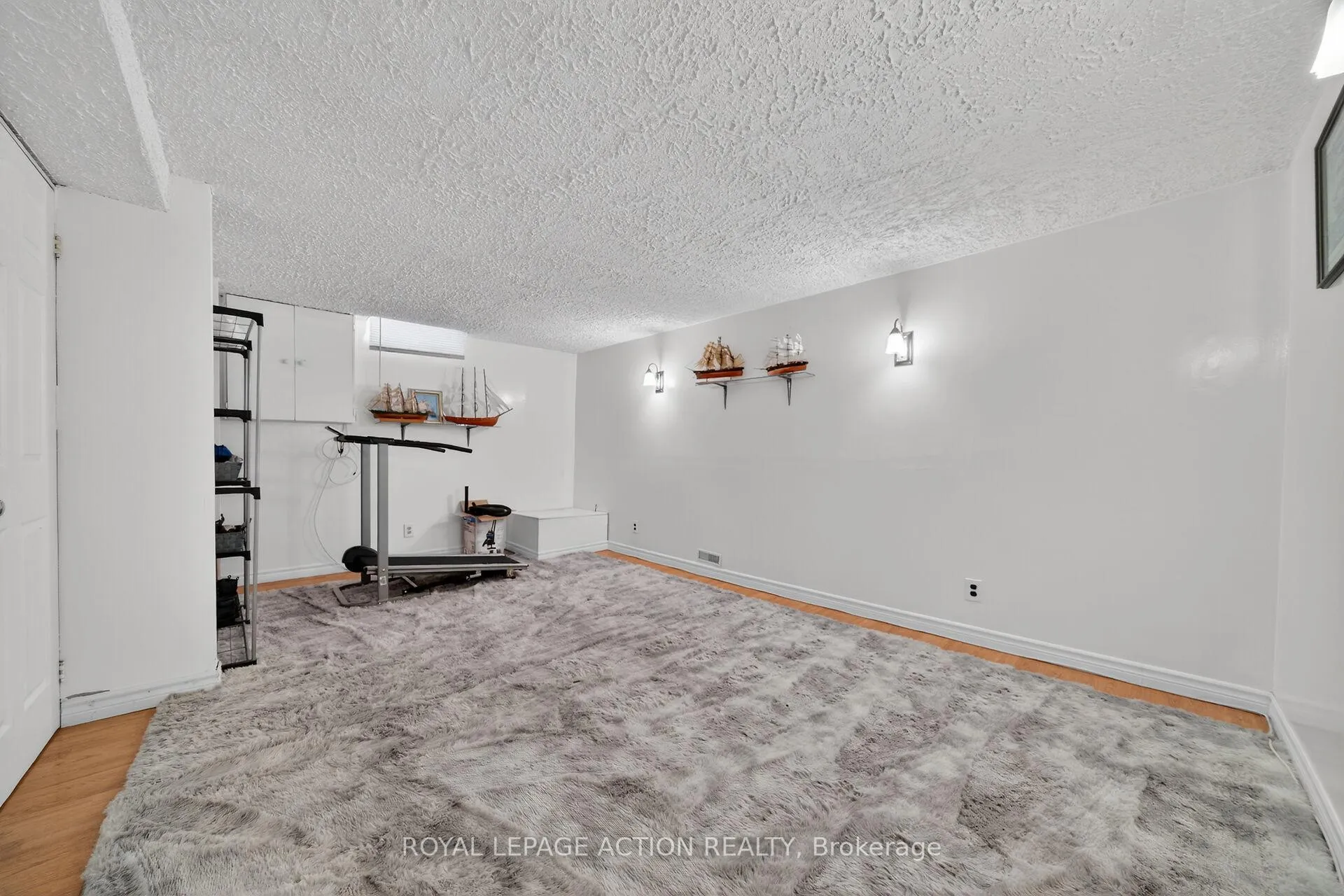 Photo 25 of 34 Enfield Crescent, Brantford — HOMEH