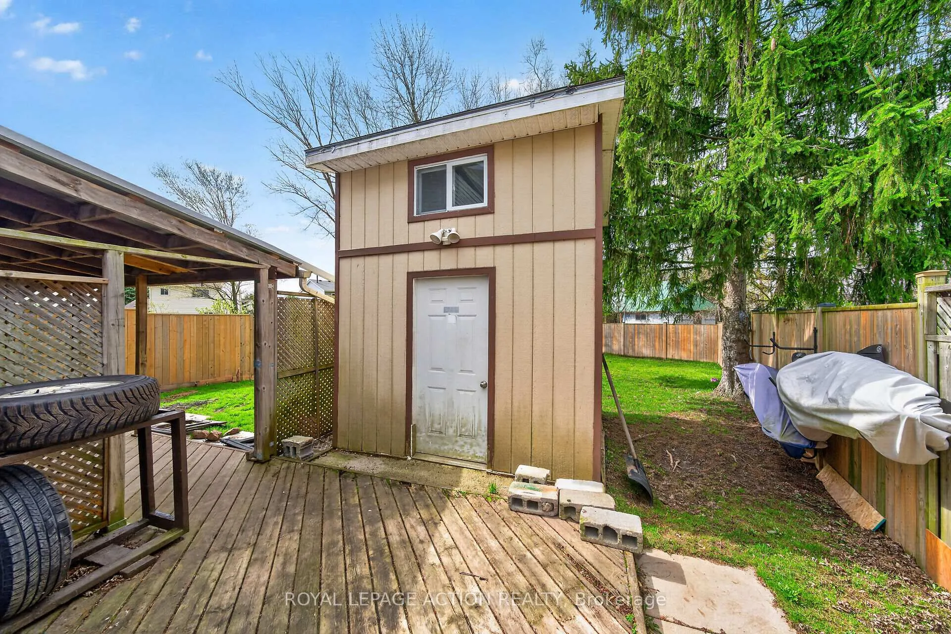 Photo 26 of 34 Enfield Crescent, Brantford — HOMEH