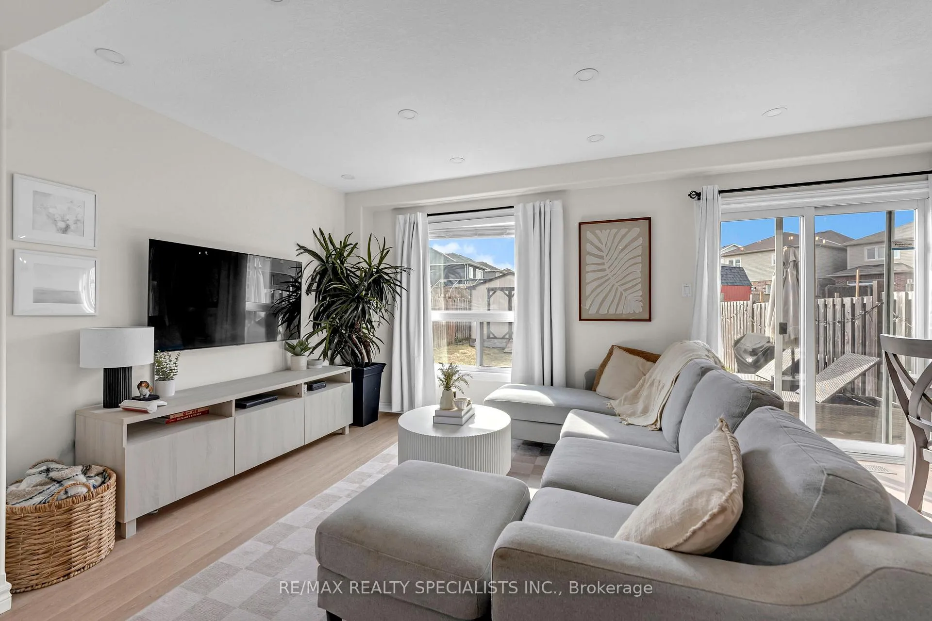 Photo 10 of 21 Stevenson Street, Essa, Angus — HOMEH