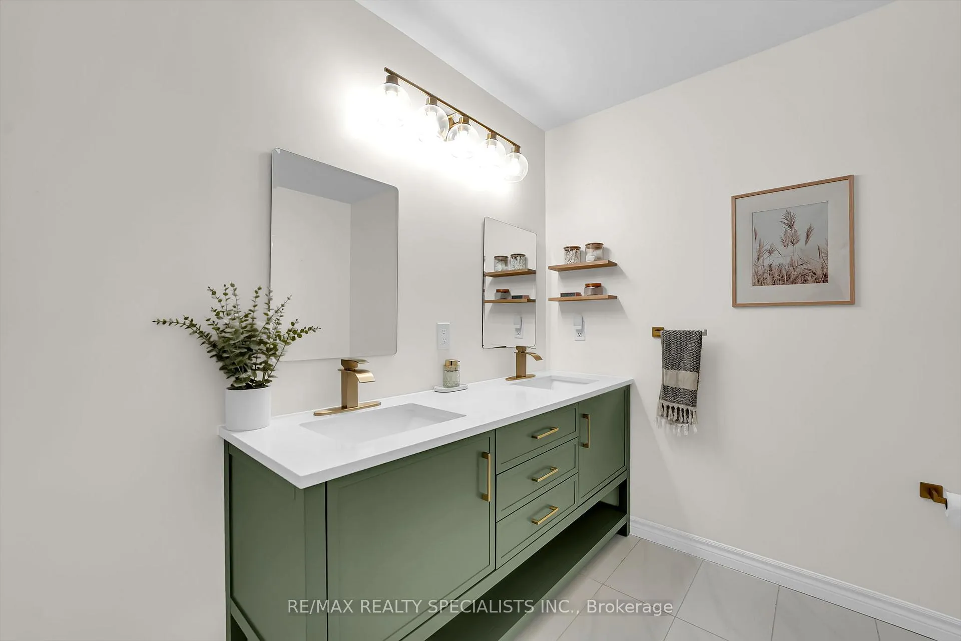 Photo 27 of 21 Stevenson Street, Essa, Angus — HOMEH