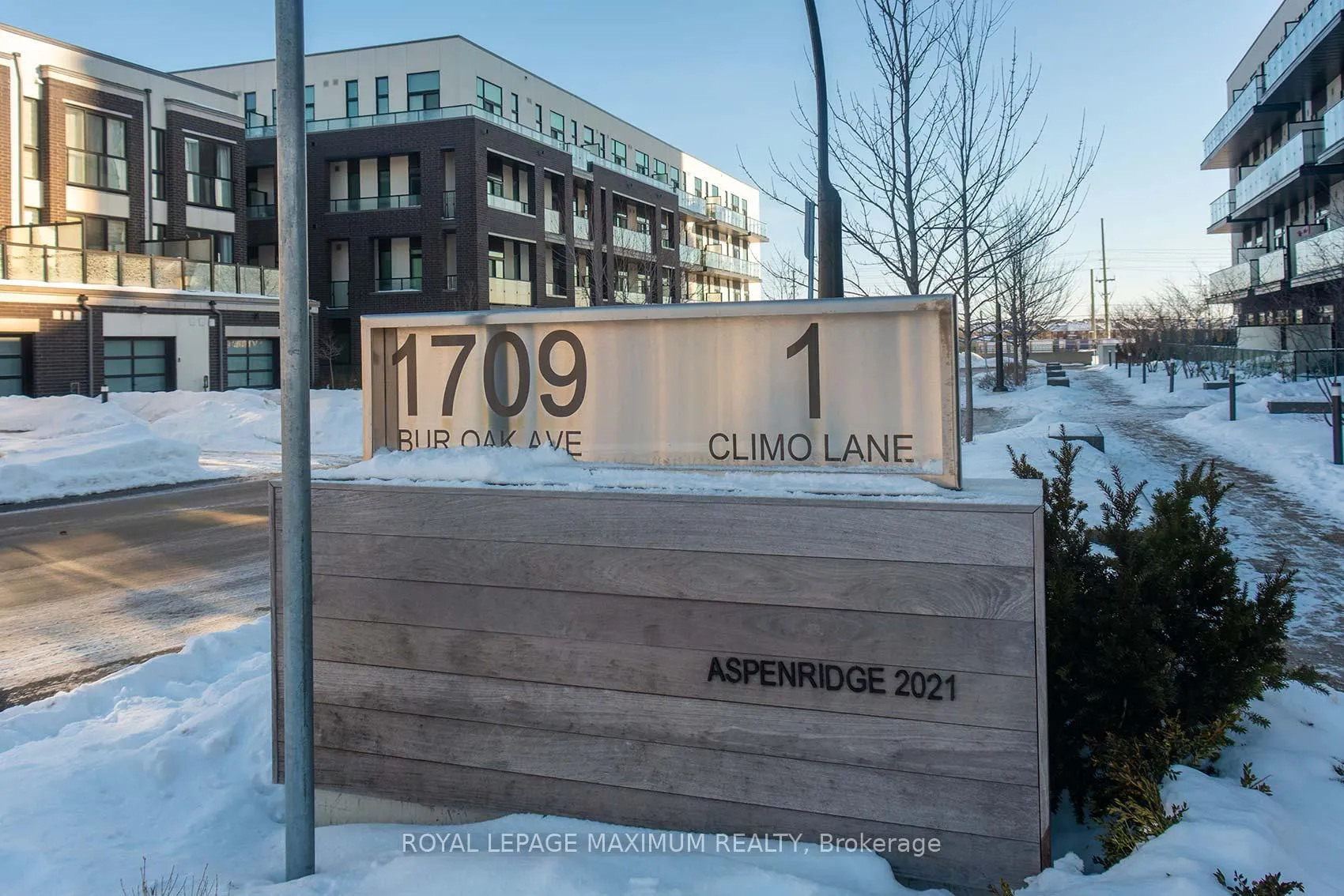 Photo 2 of Unit 210, 1 Climo Lane, Markham, Wismer — HOMEH